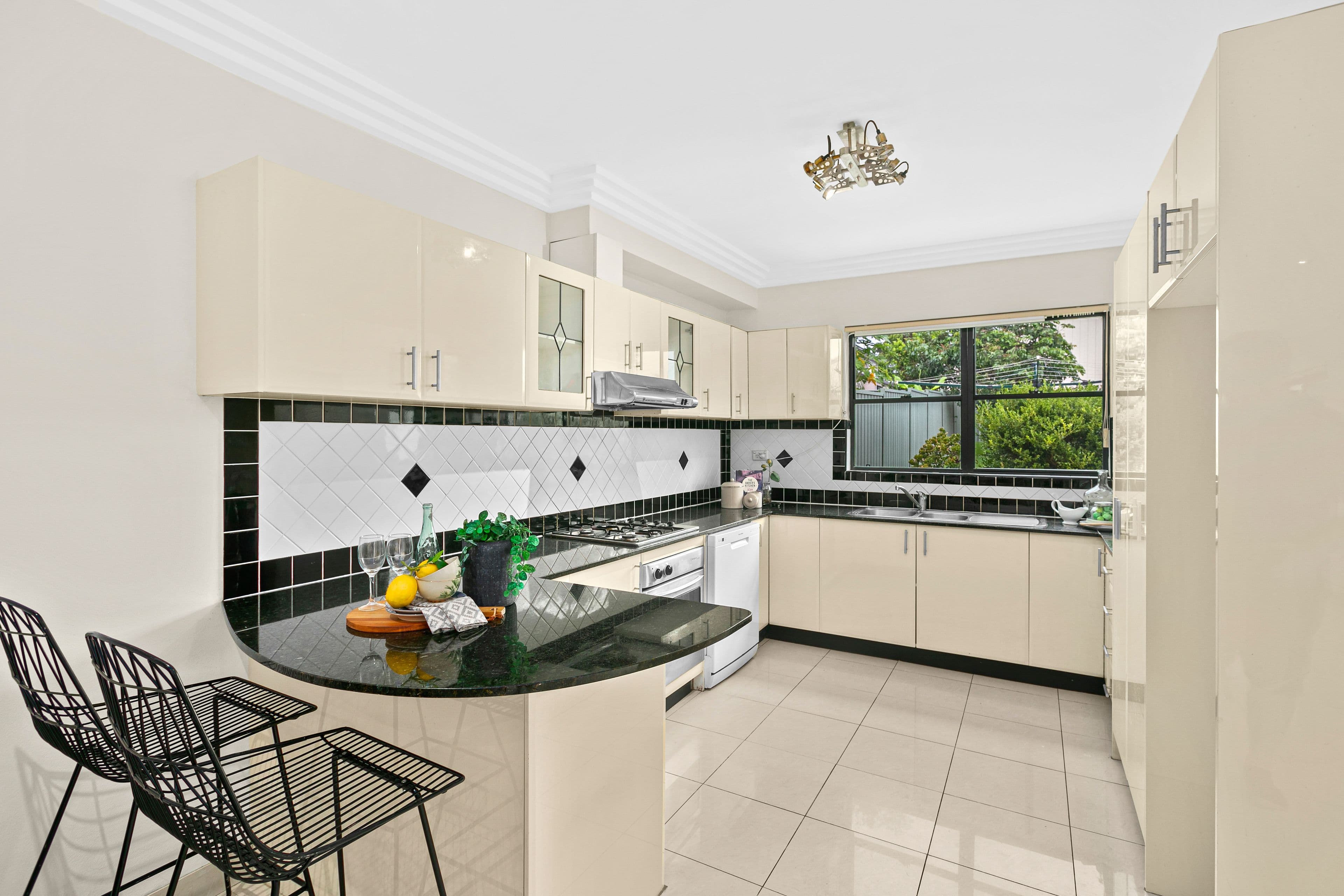 7A Barry Avenue, Mortdale NSW 2223, Mortdale - Thumbnail 5
