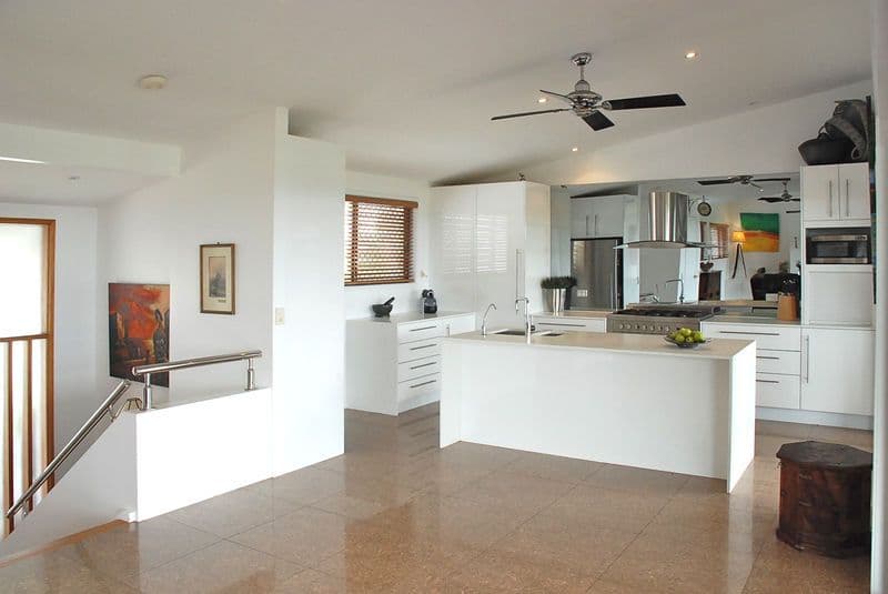 22 Doubleview Drive, ELANORA QLD 4221, Elanora - Thumbnail 8