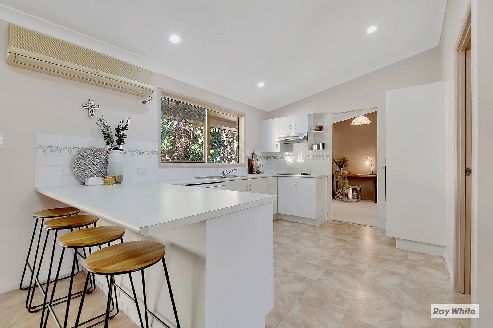 4 Sandalwood Drive, Lammermoor QLD 4703, Lammermoor - Thumbnail 4