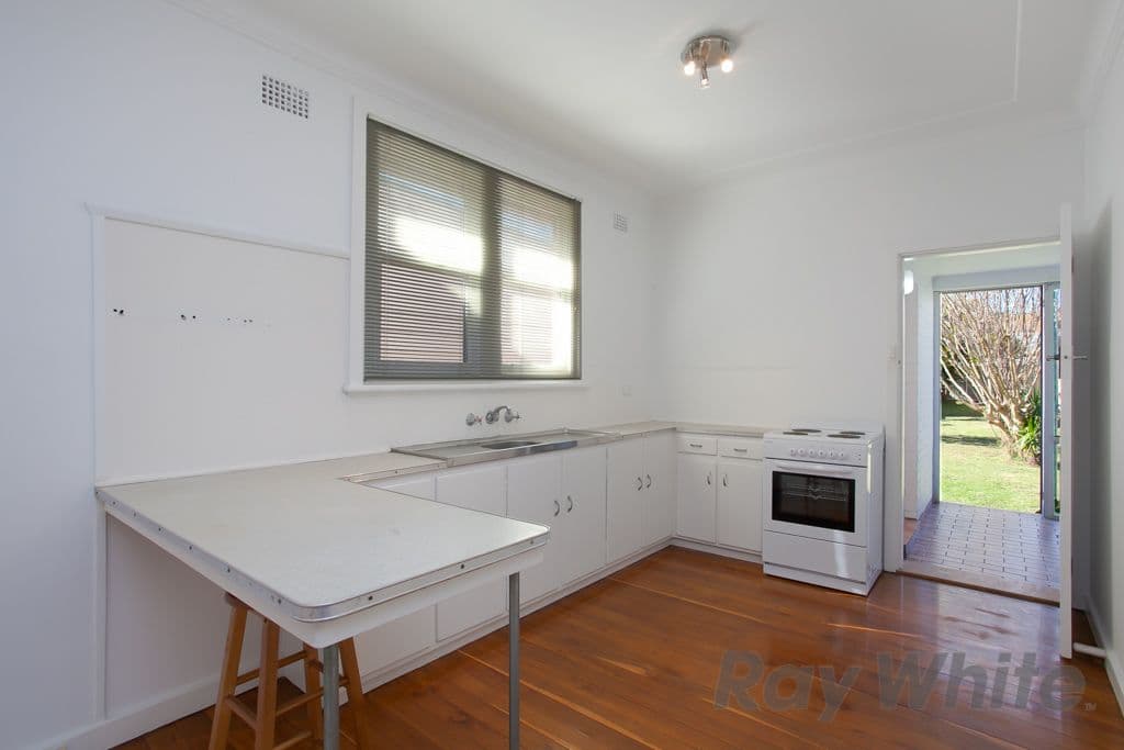 10 Woods Street, REDHEAD NSW 2290, Redhead - Thumbnail 4