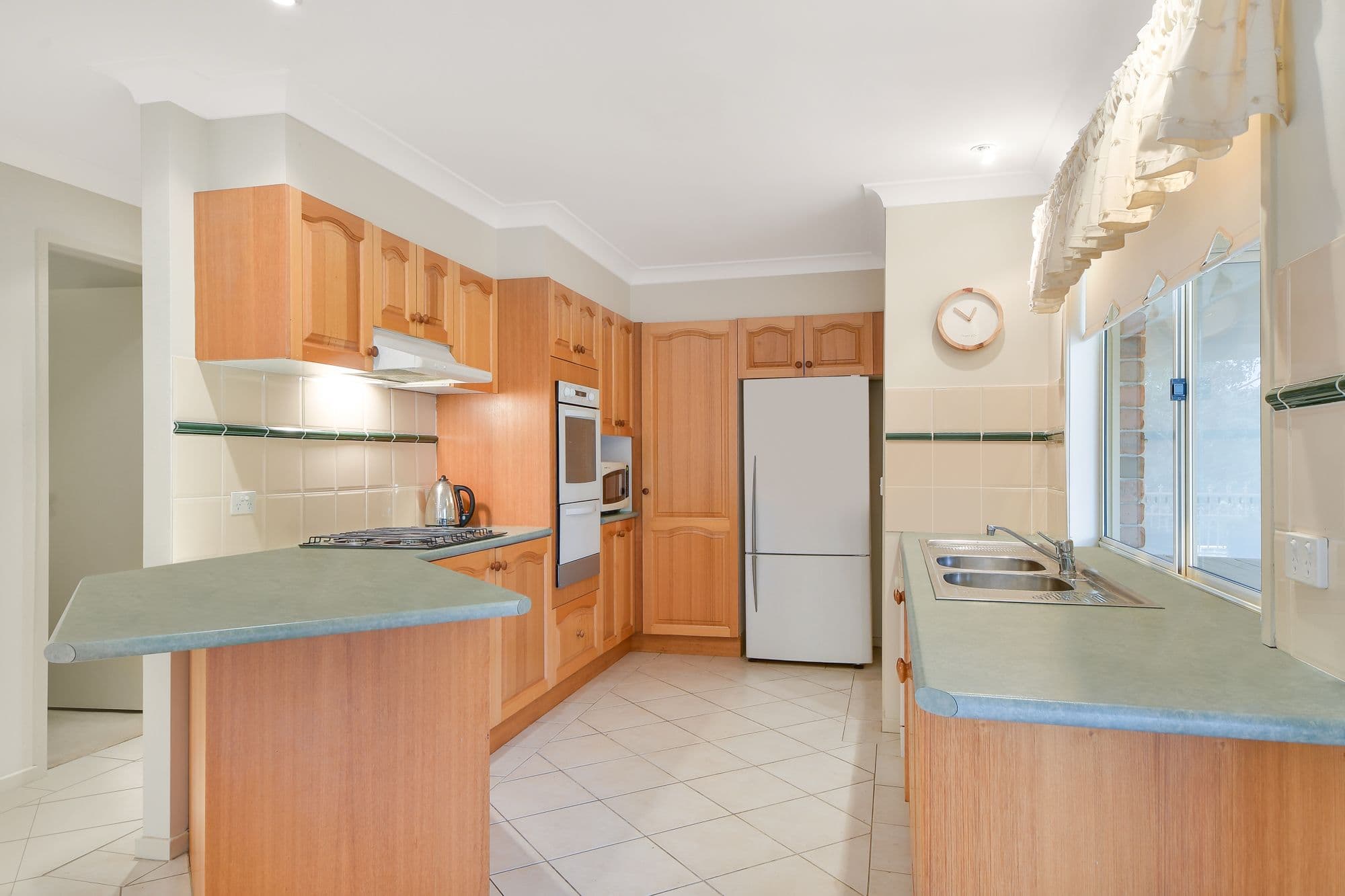 17 Belltrees Close, Glen Alpine - Thumbnail 2