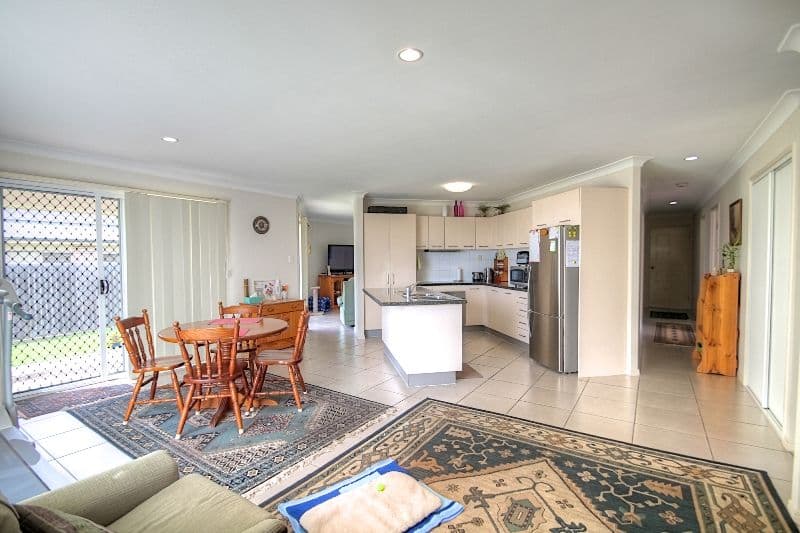 214 Edwards Street, RACEVIEW QLD 4305, Raceview - Thumbnail 3
