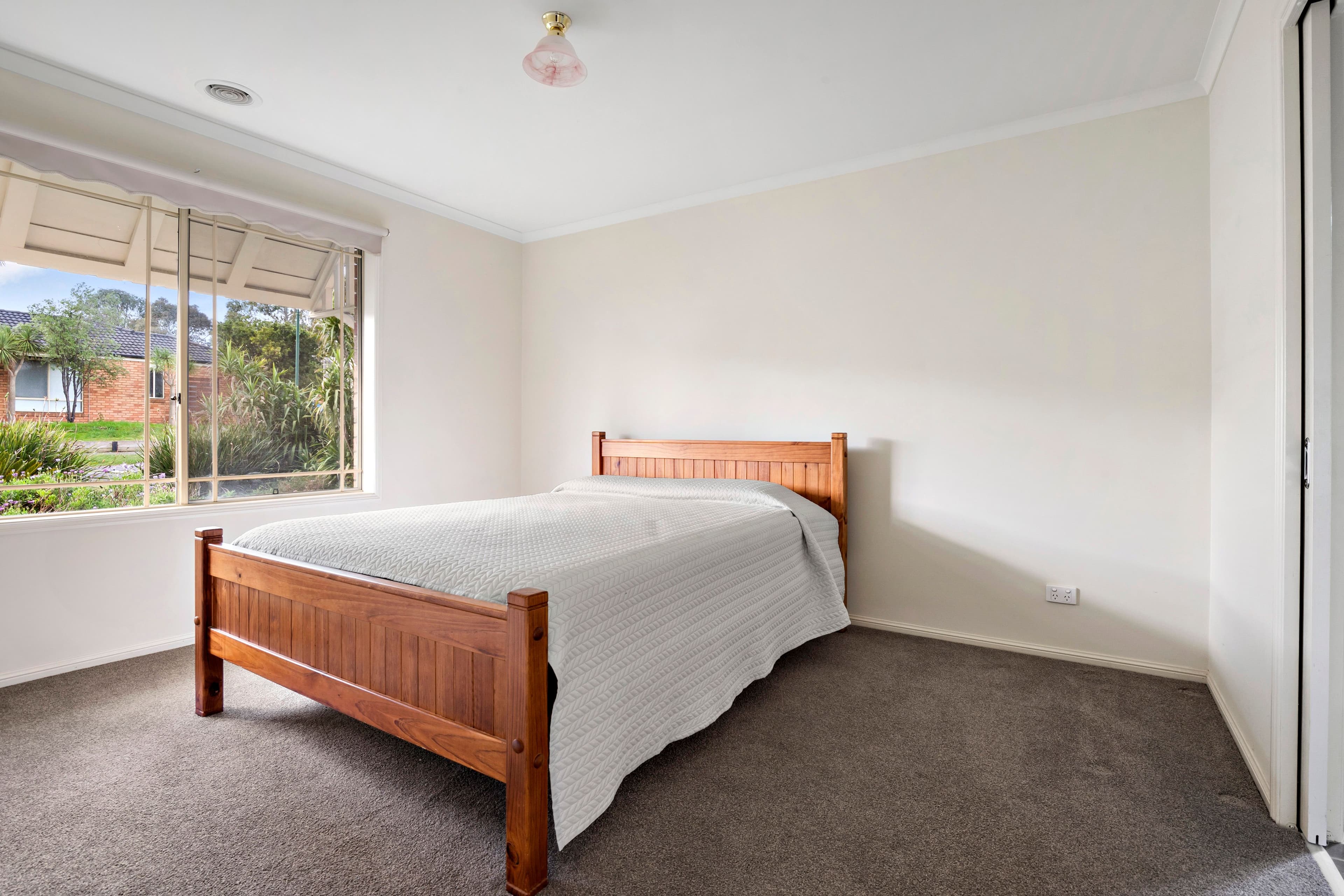 32 Glenbrook Crescent, Lynbrook VIC 3975, Lynbrook - Thumbnail 5