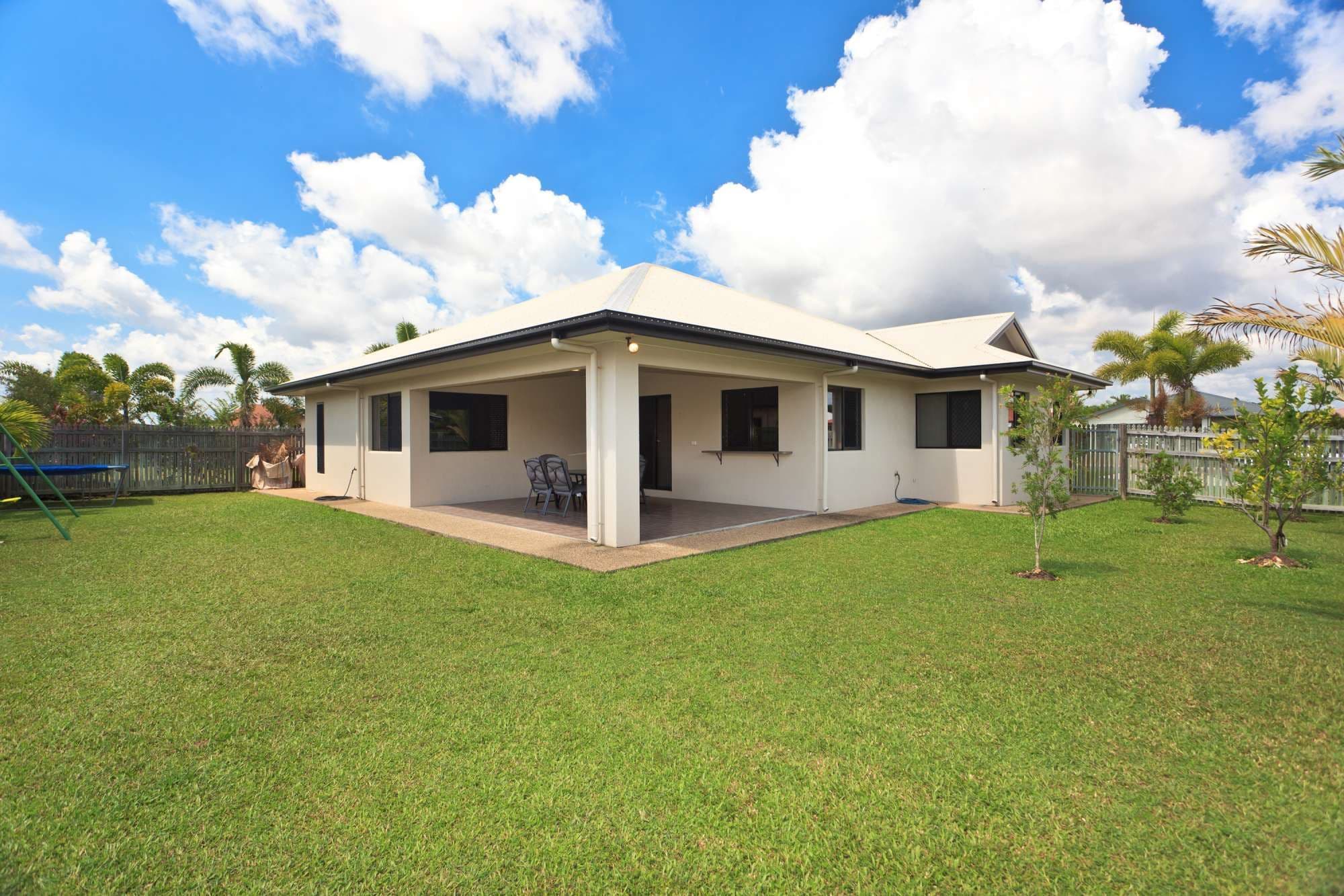 60 Thorn Street, MOUNT LOUISA QLD 4814, Mount Louisa - Thumbnail 3