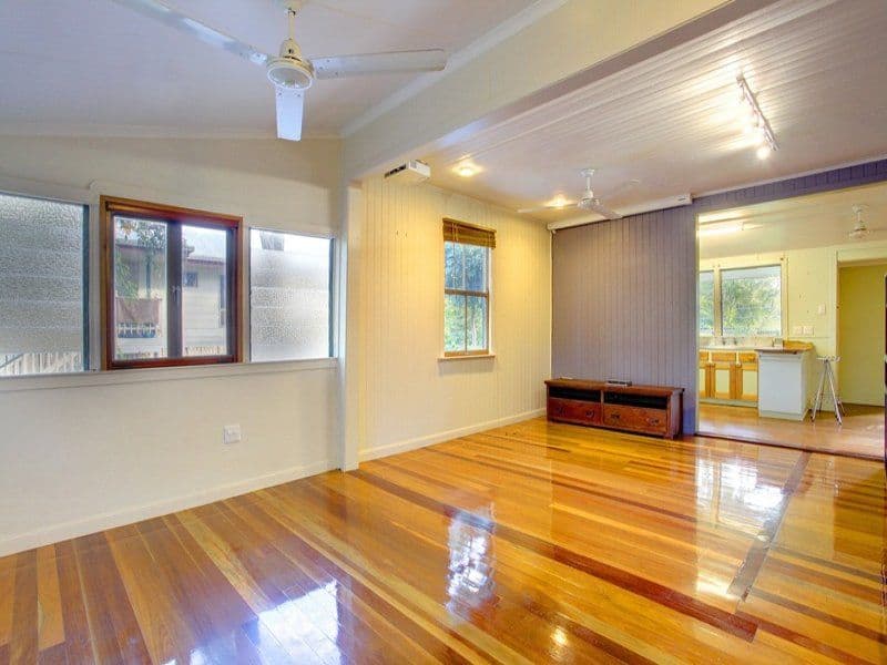 80 Tenth Avenue, RAILWAY ESTATE QLD 4810, Railway Estate - Thumbnail 2