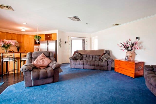11 Lymington Court, ST ALBANS PARK VIC 3219, St Albans Park - Thumbnail 3