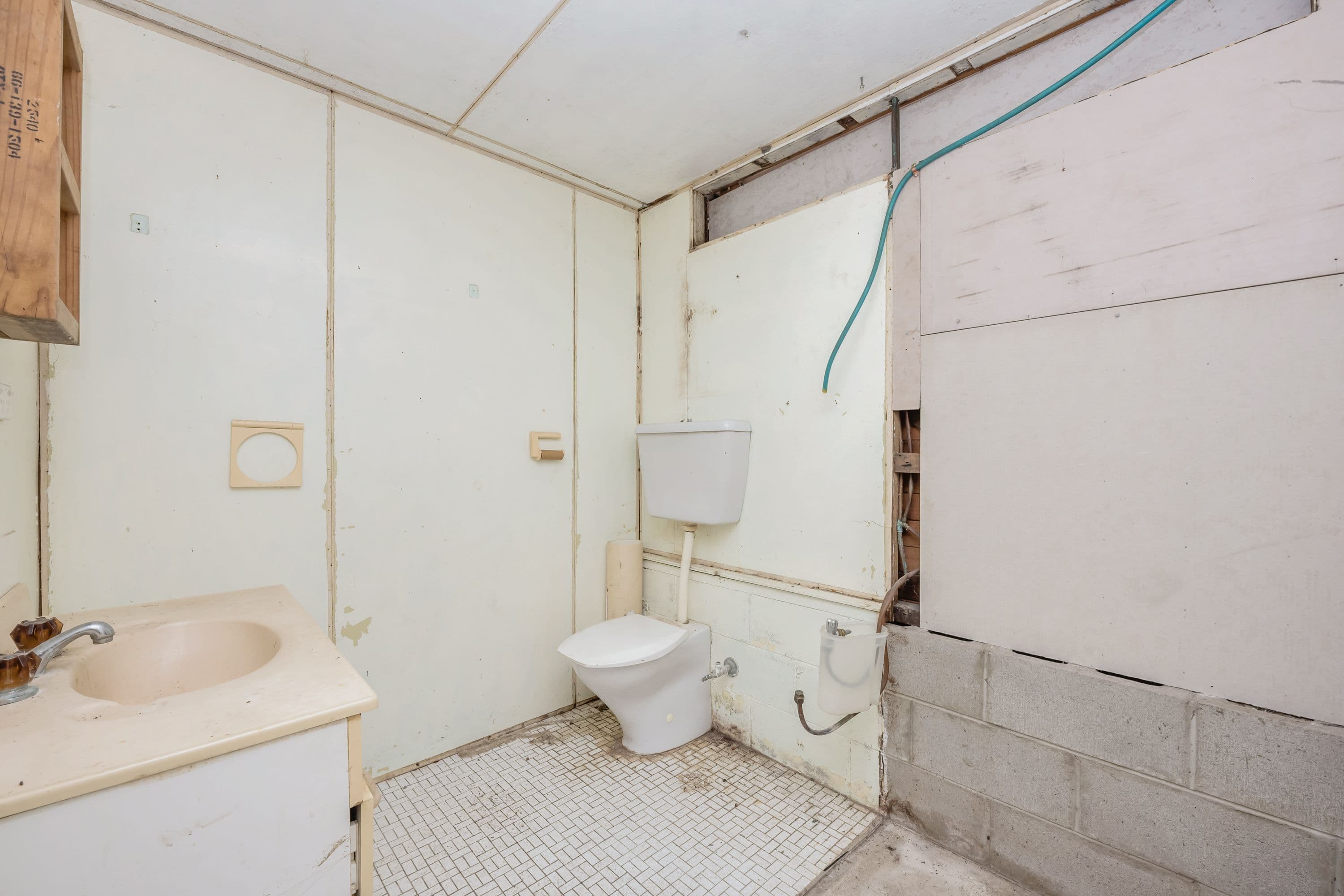 17 Moodys Road, Hervey Range QLD 4817, Hervey Range - Thumbnail 5