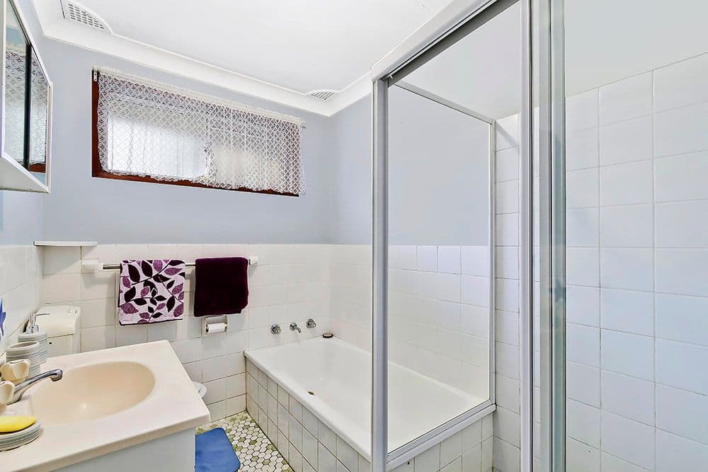 22 Shamrock Drive, BERKELEY VALE NSW 2261, Berkeley Vale - Thumbnail 4