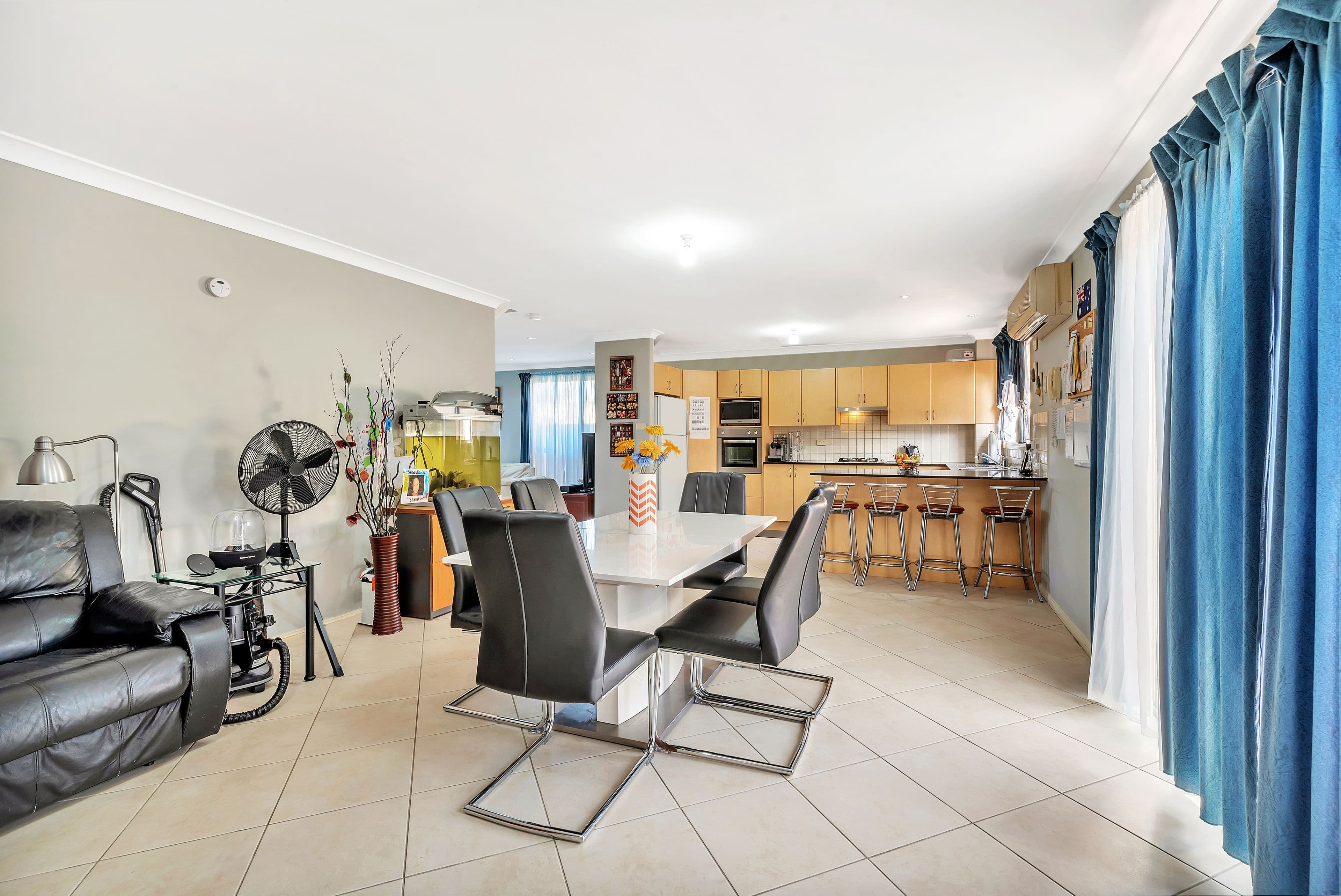 2 Swansea Place, West Hoxton - Thumbnail 5