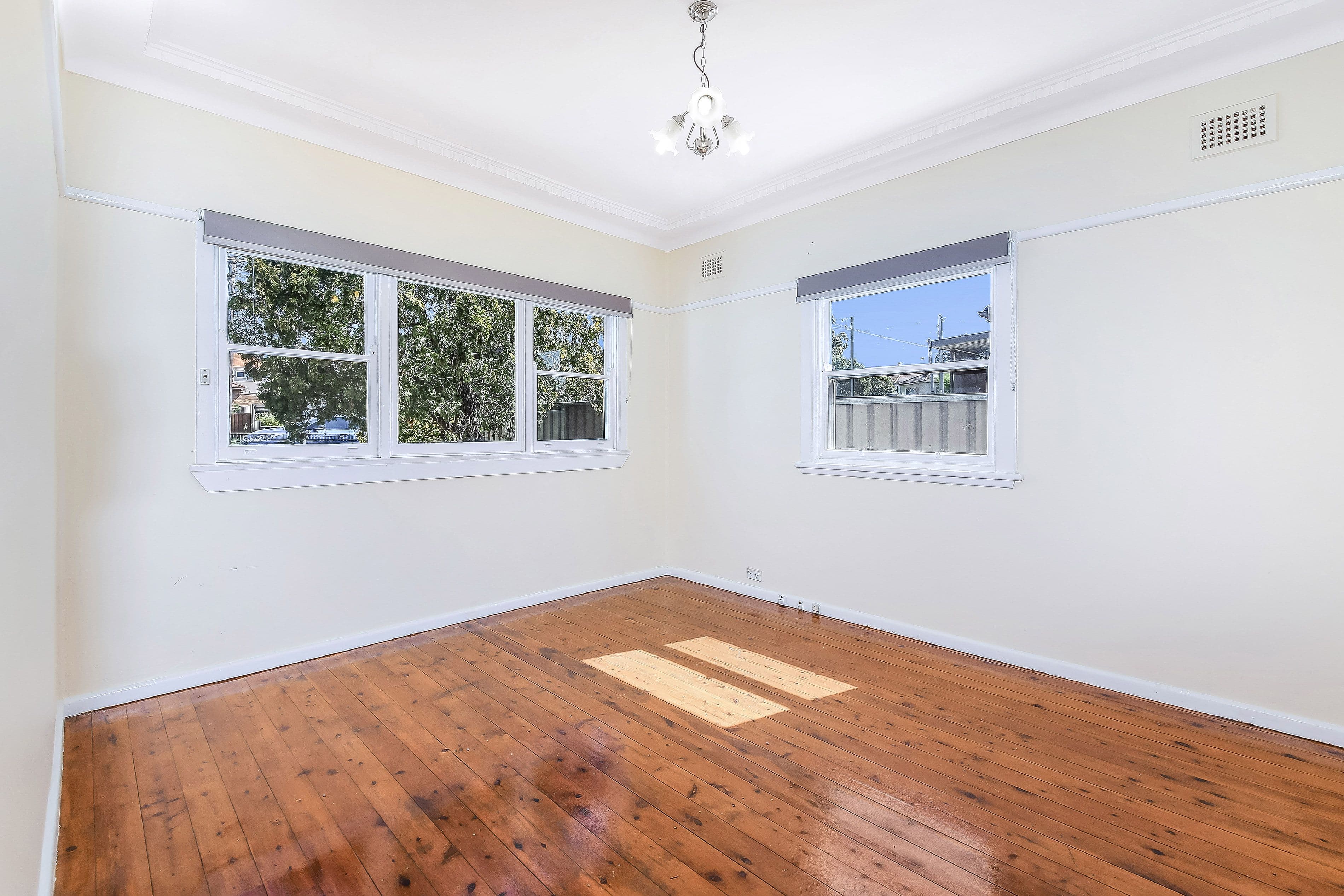 12 Bowden Boulevard, Yagoona - Thumbnail 4