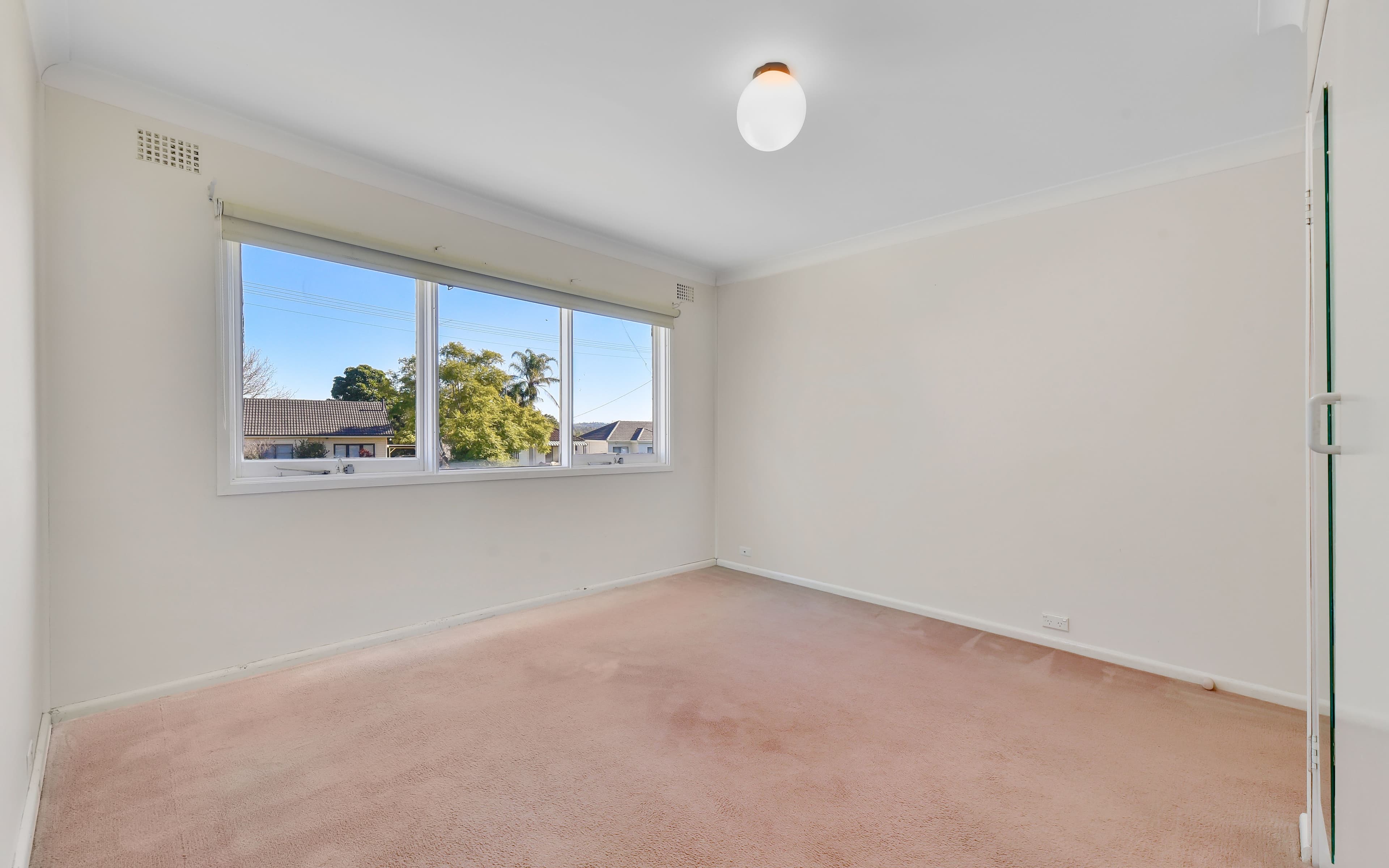 32 Waminda Avenue, Campbelltown NSW 2560, Campbelltown - Thumbnail 6