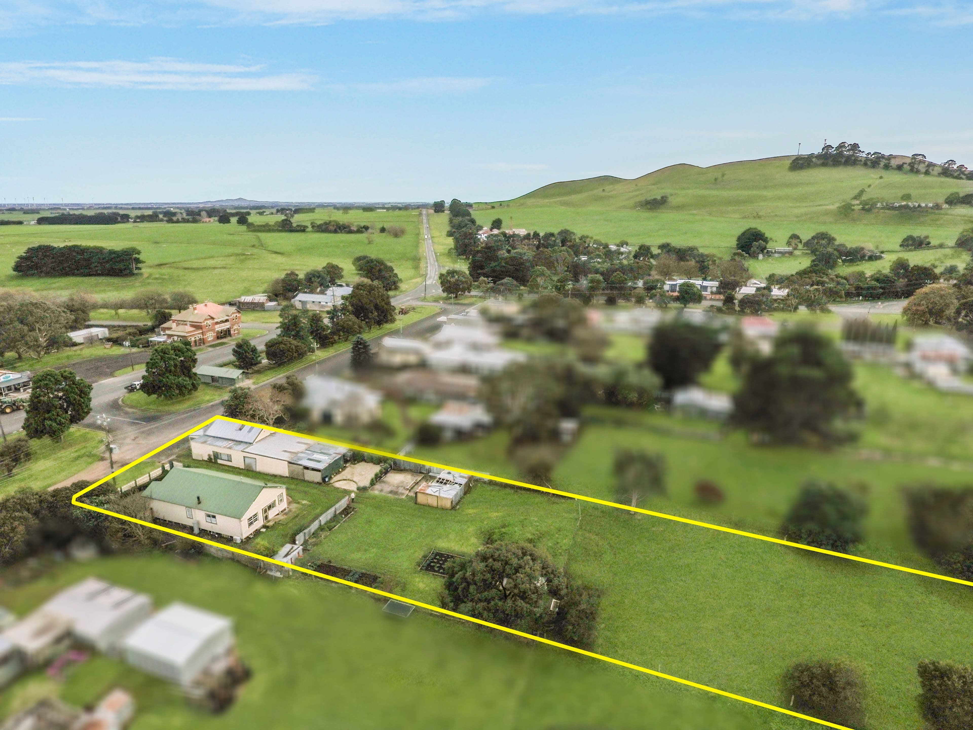 23 Terang-Mortlake Road, Noorat VIC 3265, Noorat - Thumbnail 3