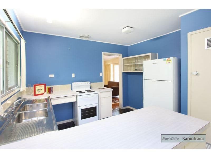 5 Lochiel Street, KENMORE QLD 4069, Kenmore - Thumbnail 6