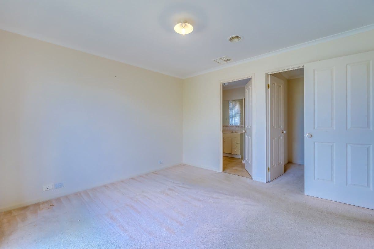 37 Cuthbert Avenue, Truganina VIC 3029, Truganina - Thumbnail 3