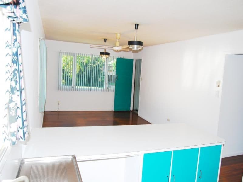 135  Spitfire Avenue, STRATHPINE QLD 4500, Strathpine - Thumbnail 4