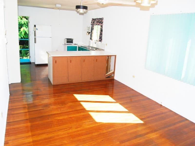 135  Spitfire Avenue, STRATHPINE QLD 4500, Strathpine - Thumbnail 5