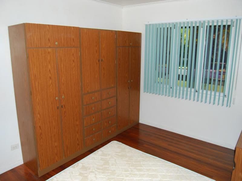 135  Spitfire Avenue, STRATHPINE QLD 4500, Strathpine - Thumbnail 7