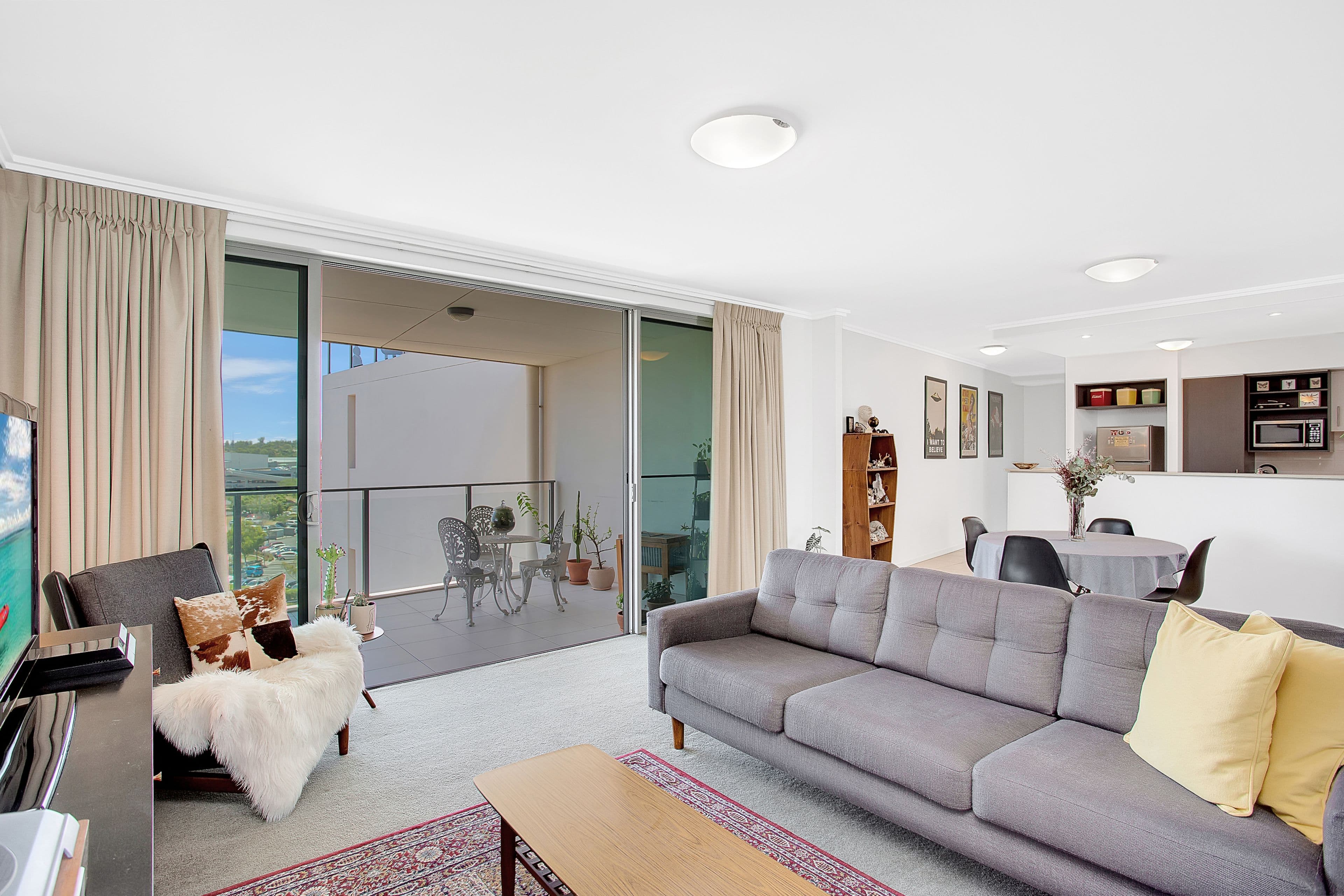 2 Riverwalk Avenue, Robina QLD 4226, Robina - Thumbnail 2