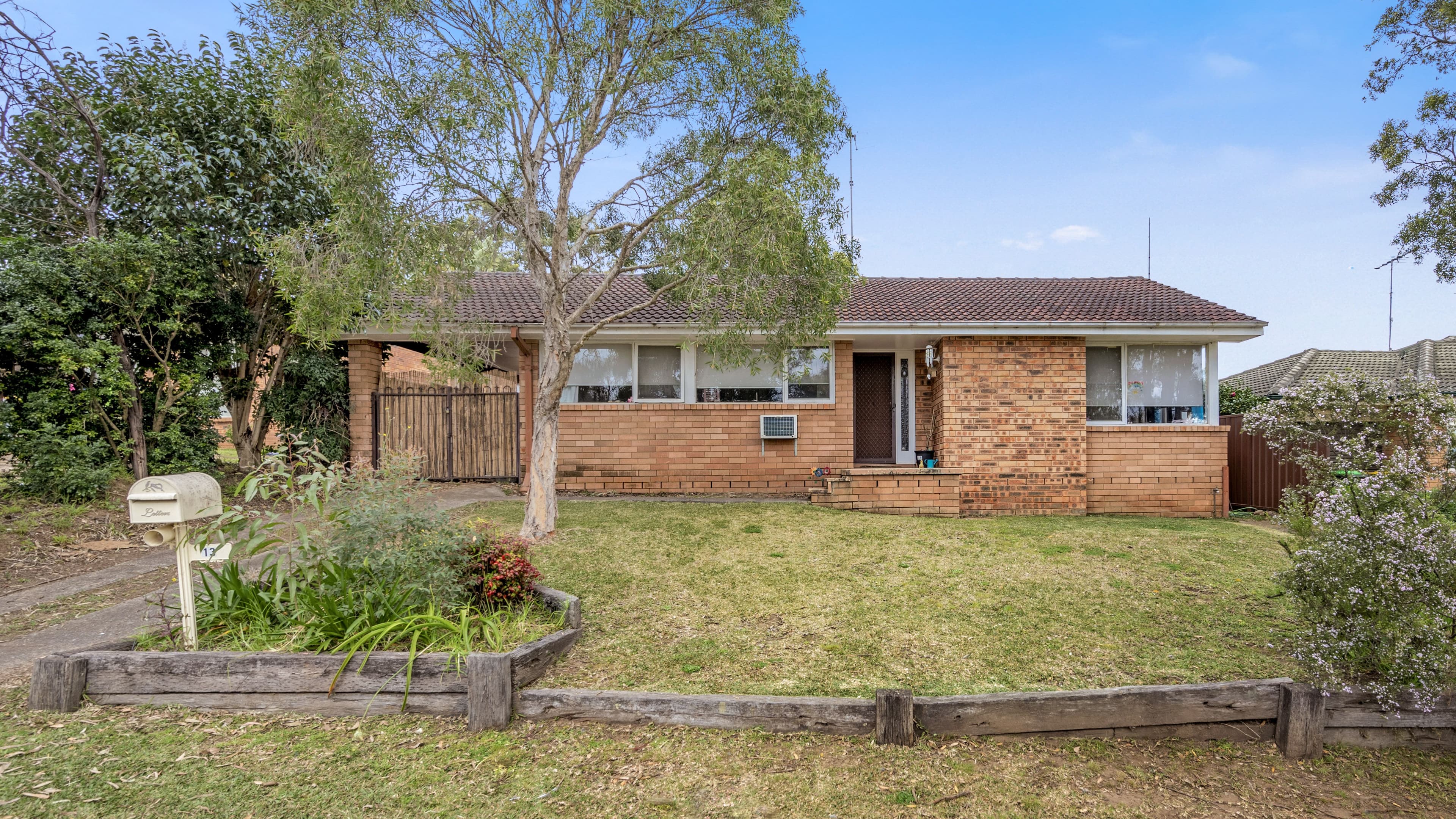 13 Tallowwood Crescent, Bradbury NSW 2560, Bradbury - Image 1