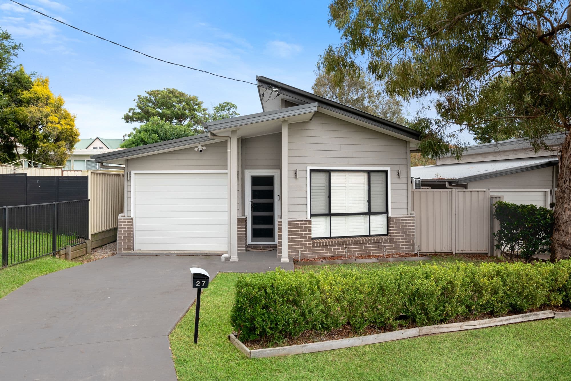 27 Alliott Street, Bradbury NSW 2560, Bradbury - Image 1