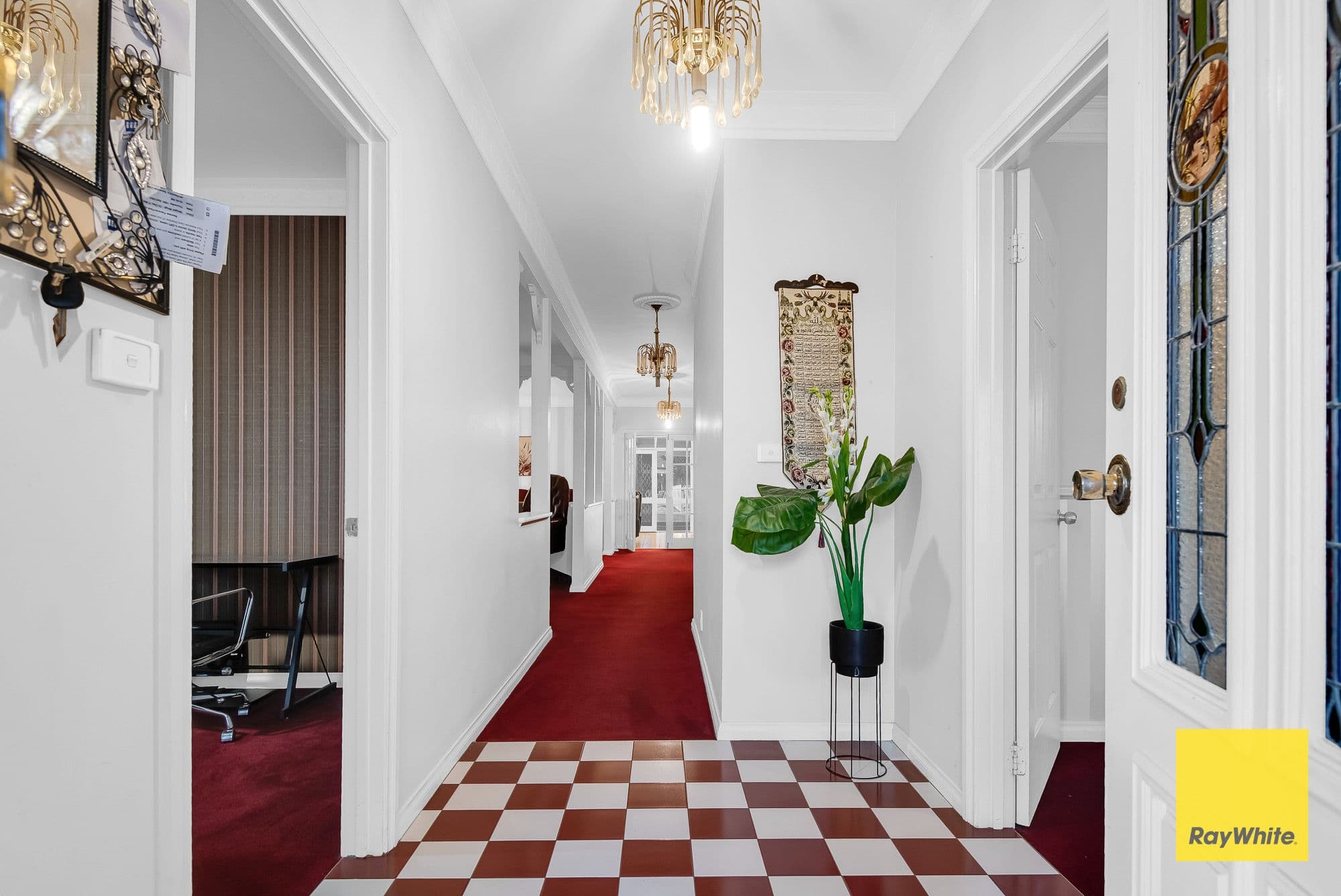 8 Coral Court, Hoppers Crossing VIC 3029, Hoppers Crossing - Thumbnail 2