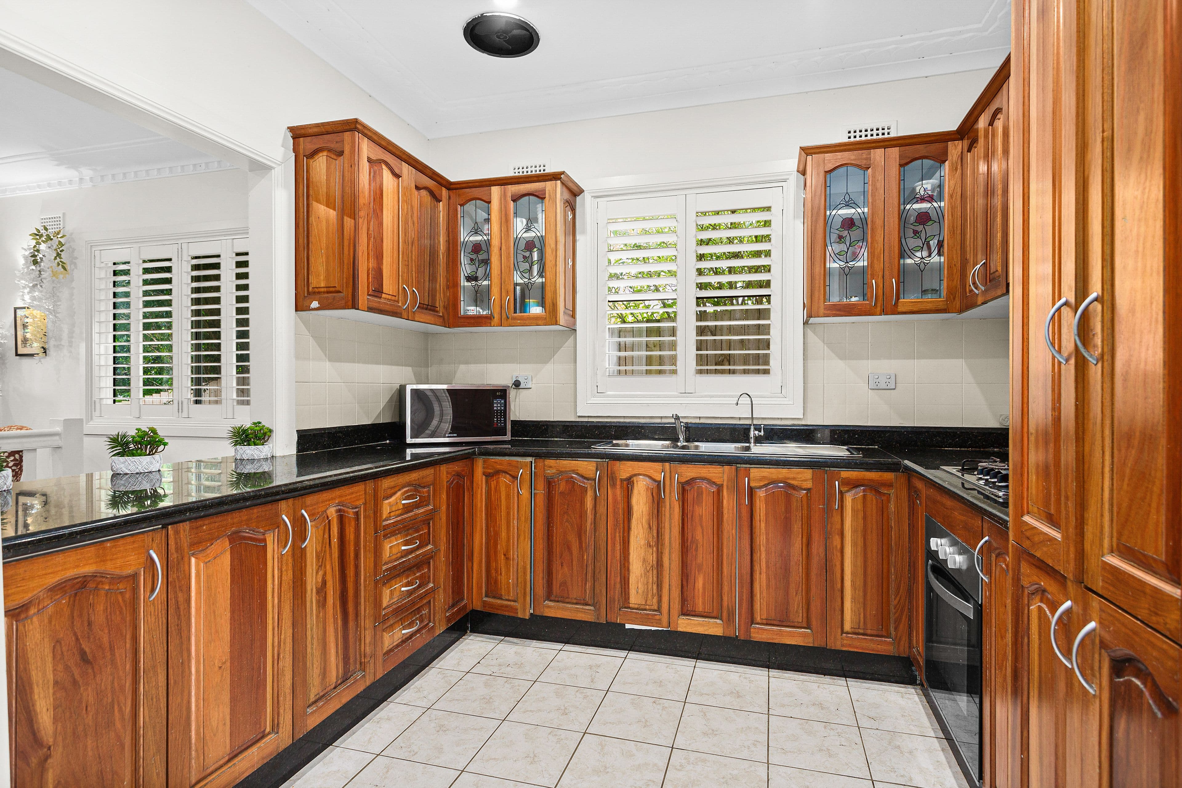 8 Roberts Avenue, Mortdale NSW 2223, Mortdale - Thumbnail 3