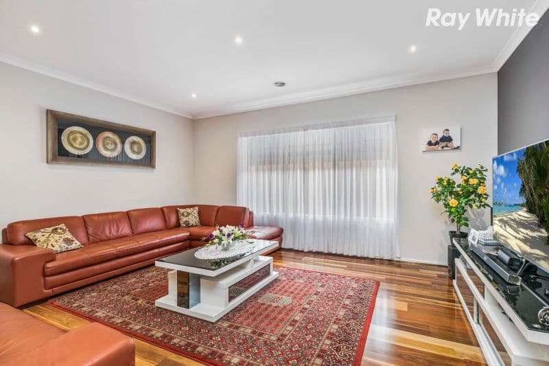 21 Lisa Avenue, Pakenham VIC 3810, Pakenham - Thumbnail 6
