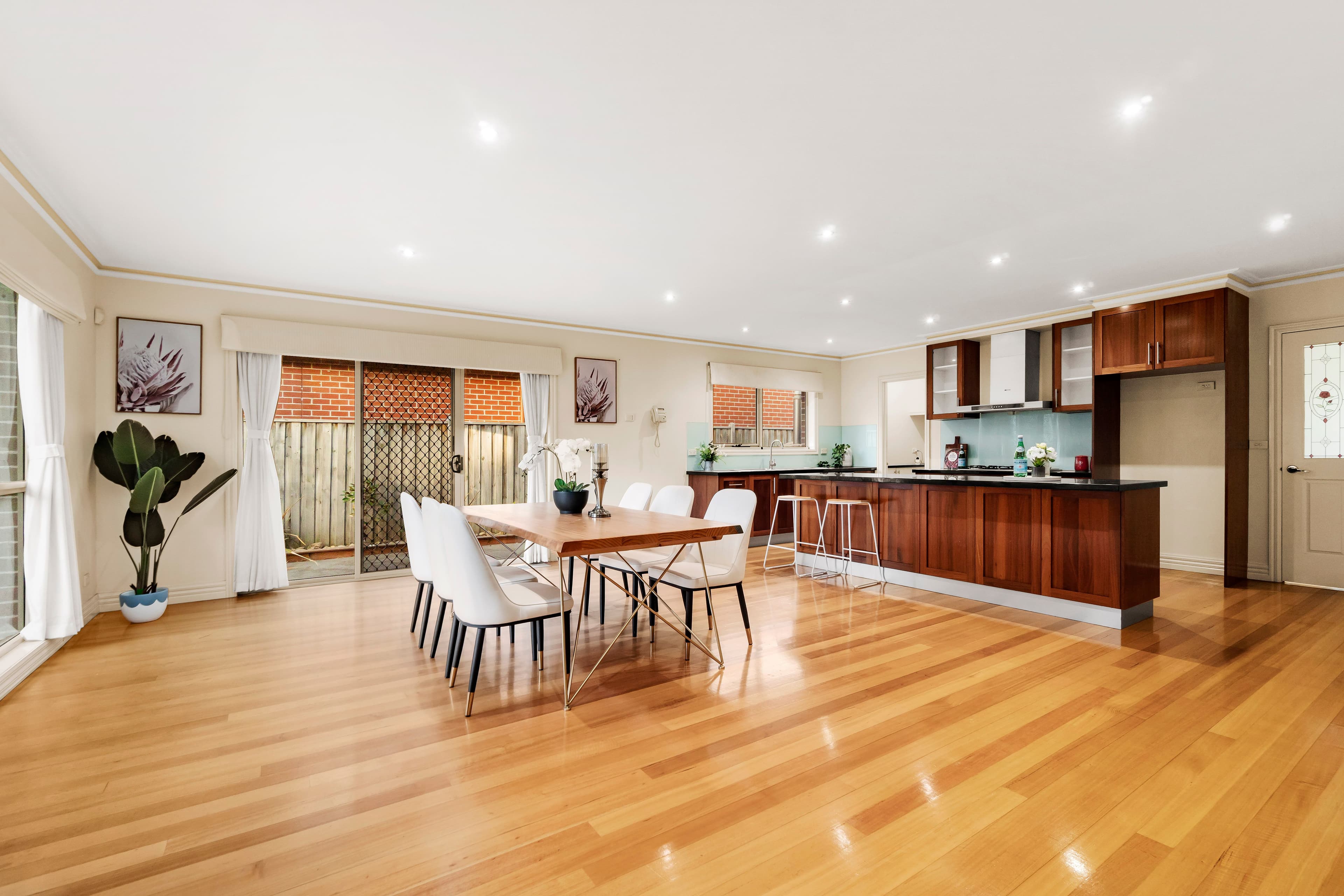 2 Bircanin Close, Bundoora VIC 3083, Bundoora - Thumbnail 3