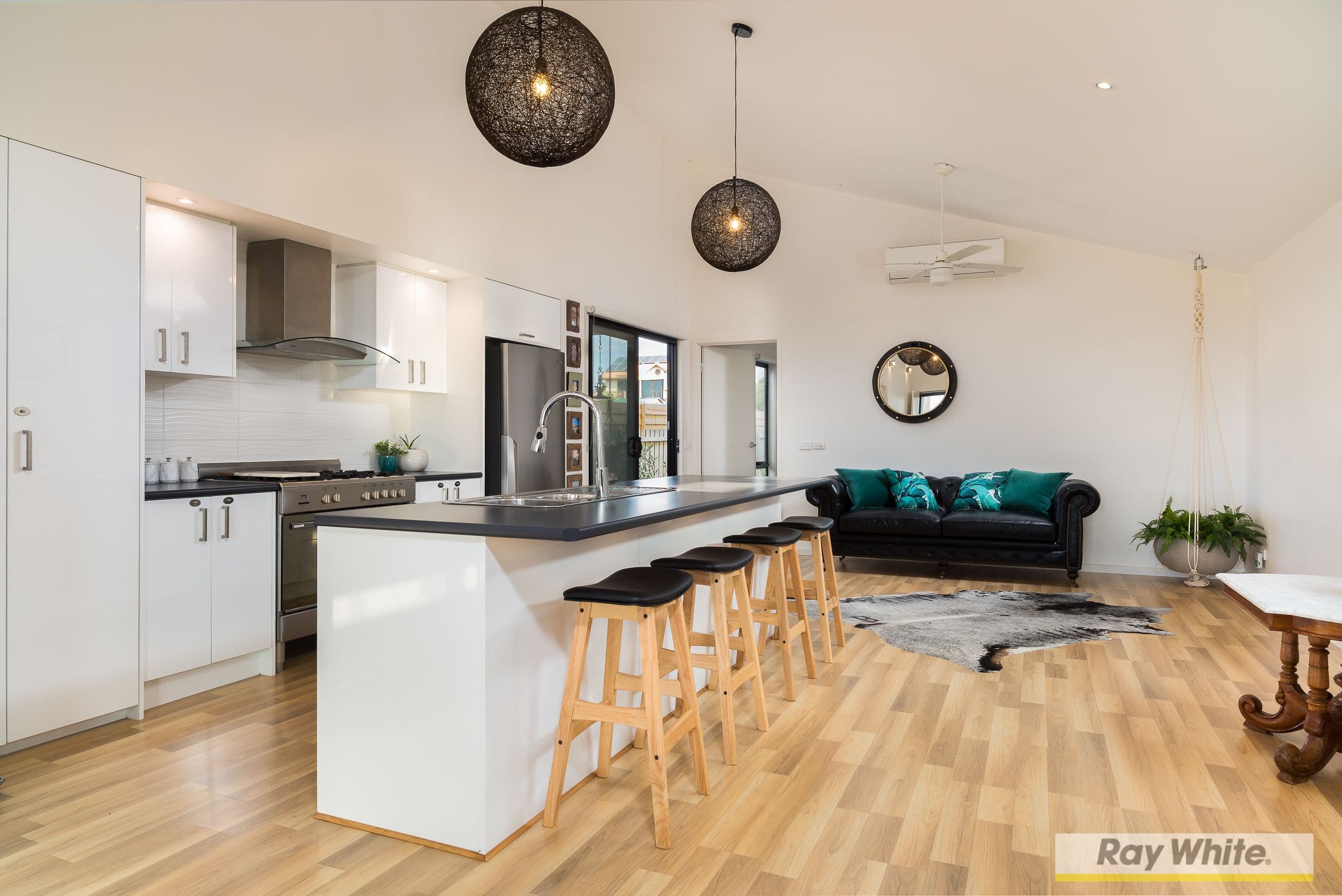 99 Phillip Island Road, Surf Beach VIC 3922, Surf Beach - Thumbnail 2