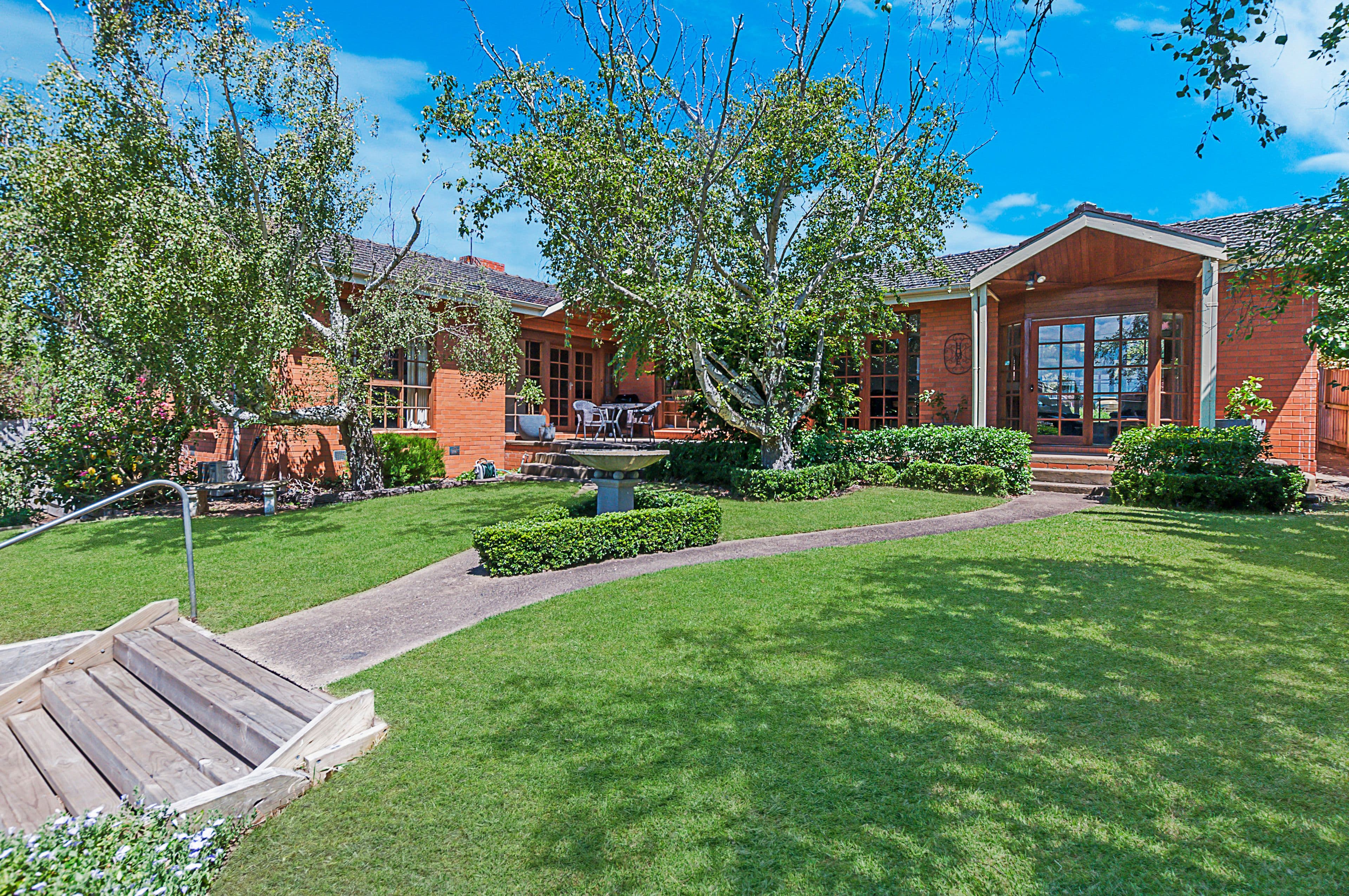 75 Botanic Road, Warrnambool VIC 3280, Warrnambool - Thumbnail 2
