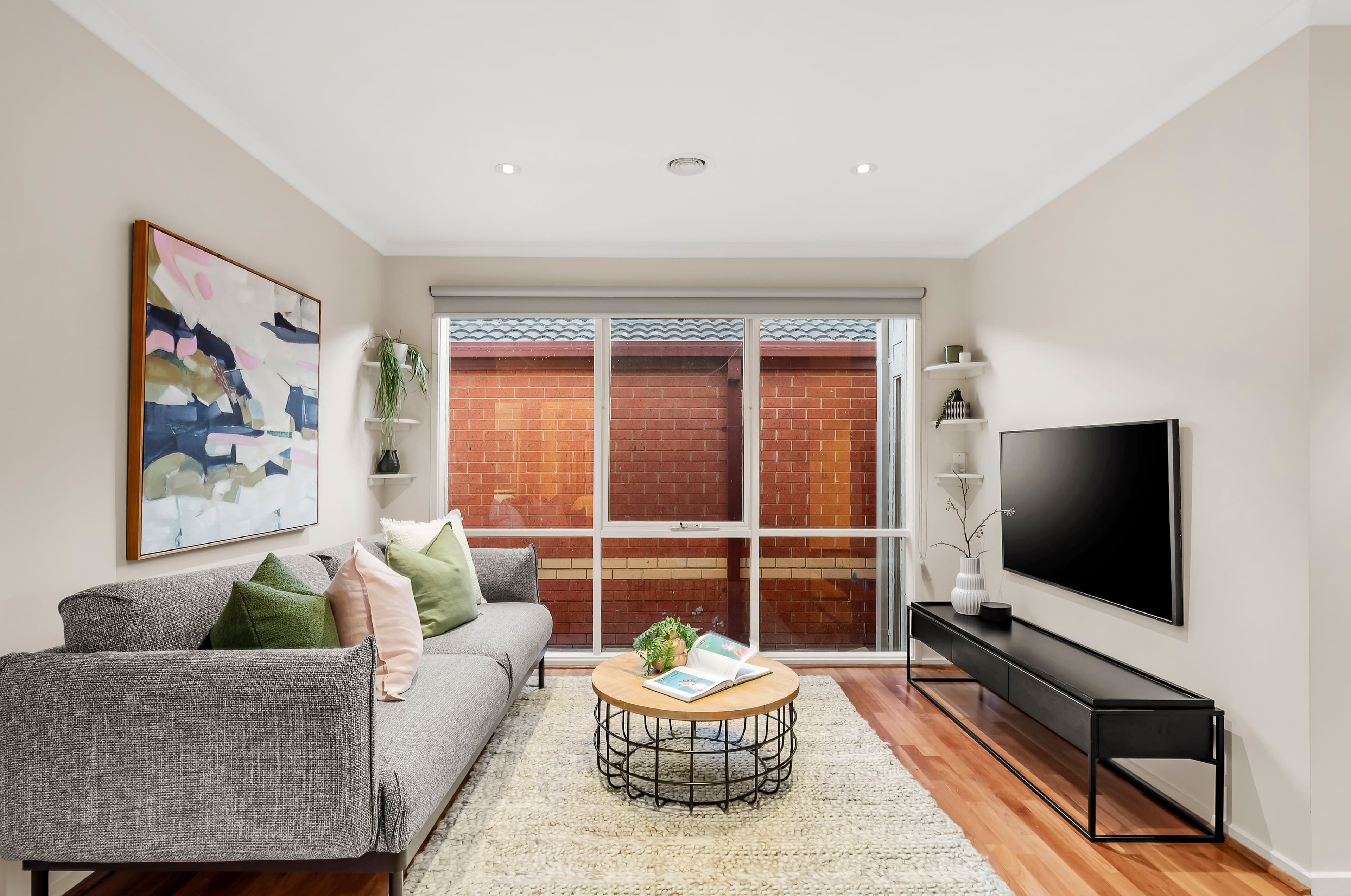 10 Barron Way, Yallambie VIC 3085, Yallambie - Thumbnail 2