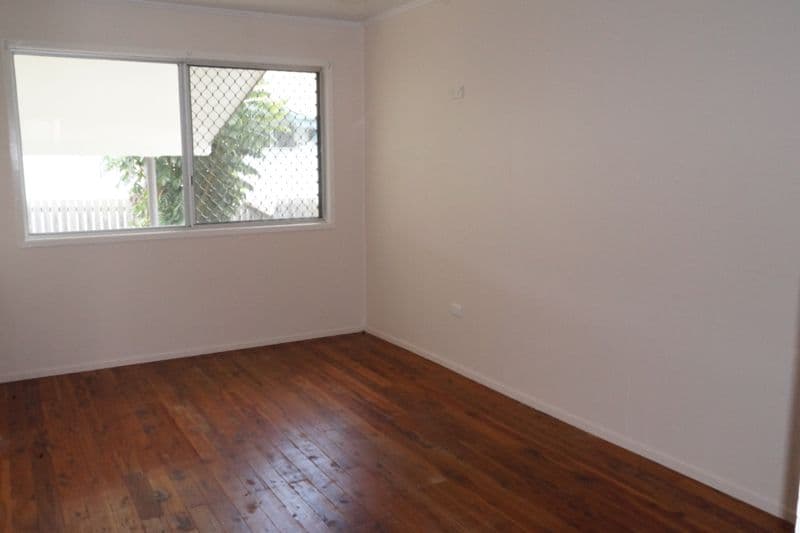 8 Angler Street, TOOLOOA QLD 4680, Toolooa - Thumbnail 6