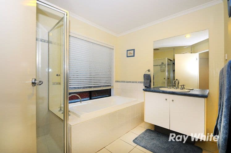 31 Silver Creek Drive, LYNBROOK VIC 3975, Lynbrook - Thumbnail 6