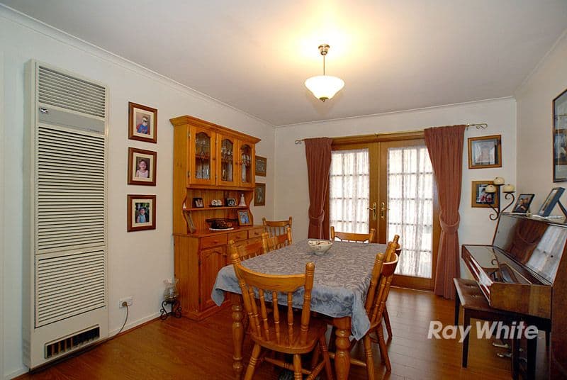28 Trentwood Road, NARRE WARREN VIC 3805, Narre Warren - Thumbnail 4
