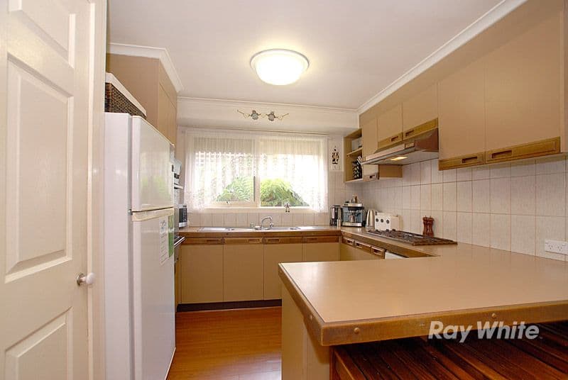 28 Trentwood Road, NARRE WARREN VIC 3805, Narre Warren - Thumbnail 5