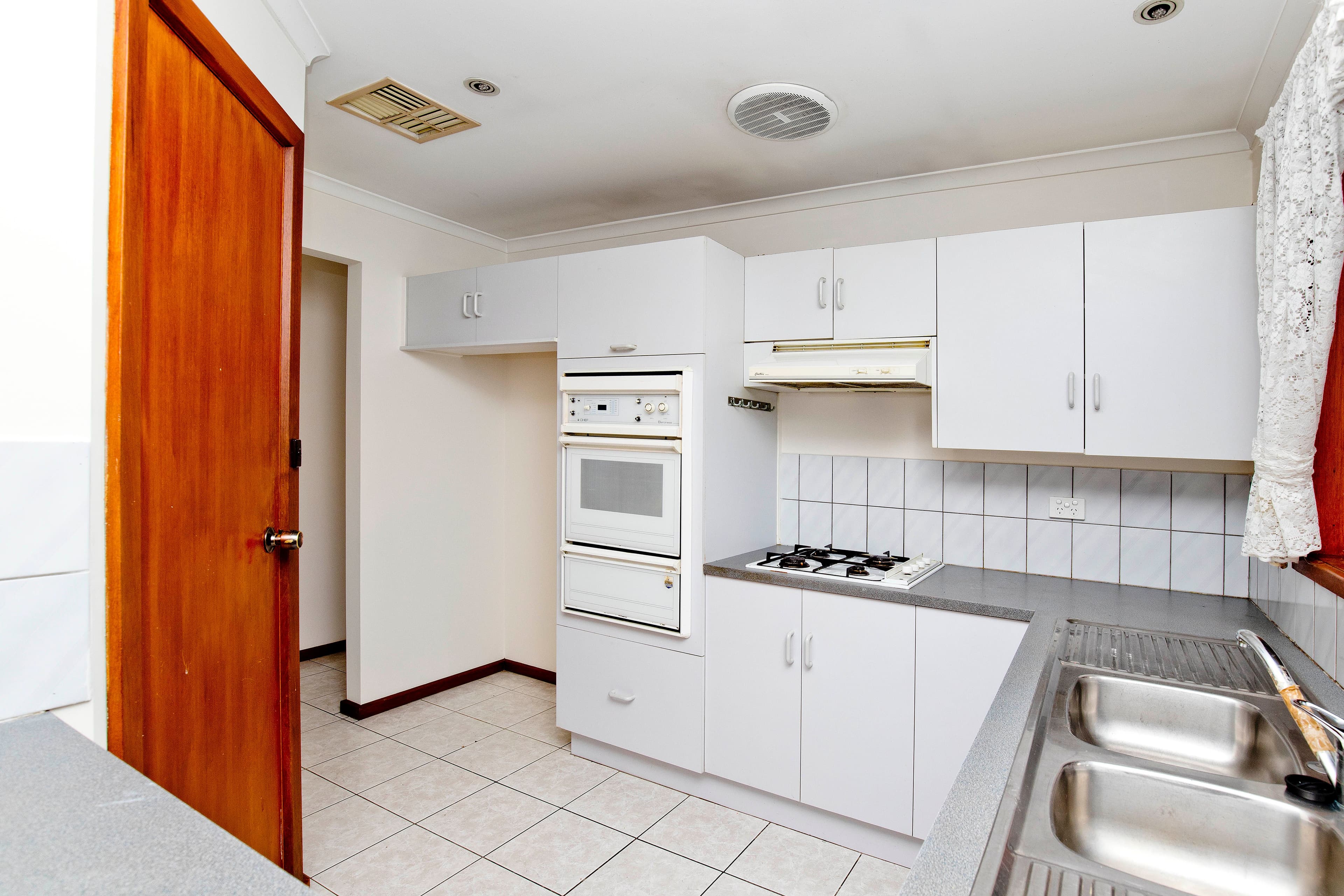 326 Henley Beach Road, Underdale SA 5032, Underdale - Thumbnail 3