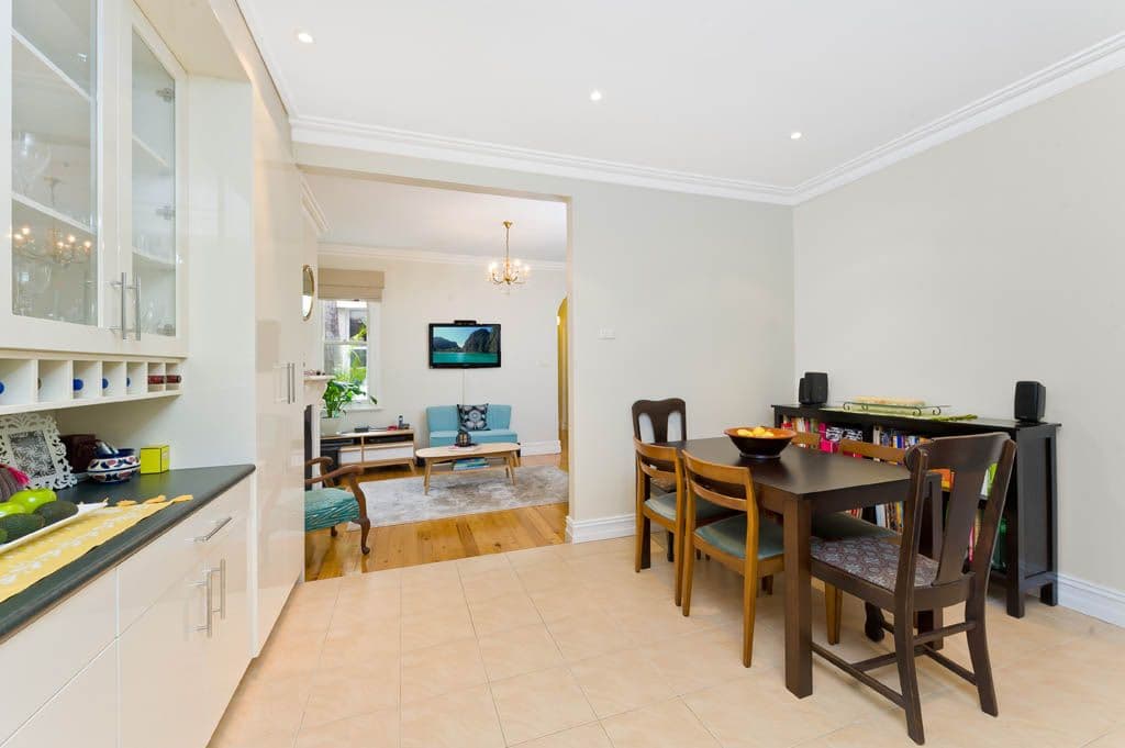 192 Edgeware Road, Newtown - Thumbnail 3