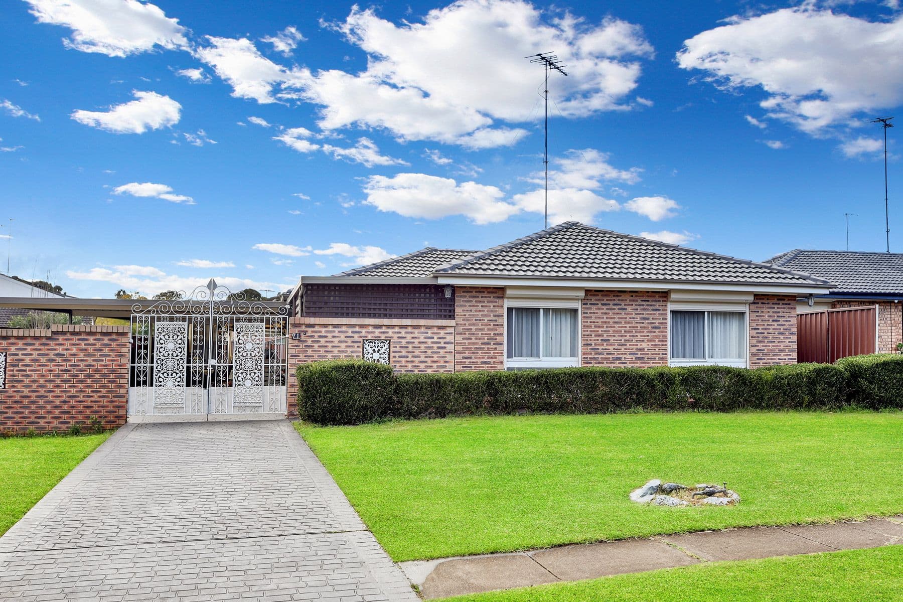 71 Banks Drive, St Clair NSW 2759, St Clair - Image 1