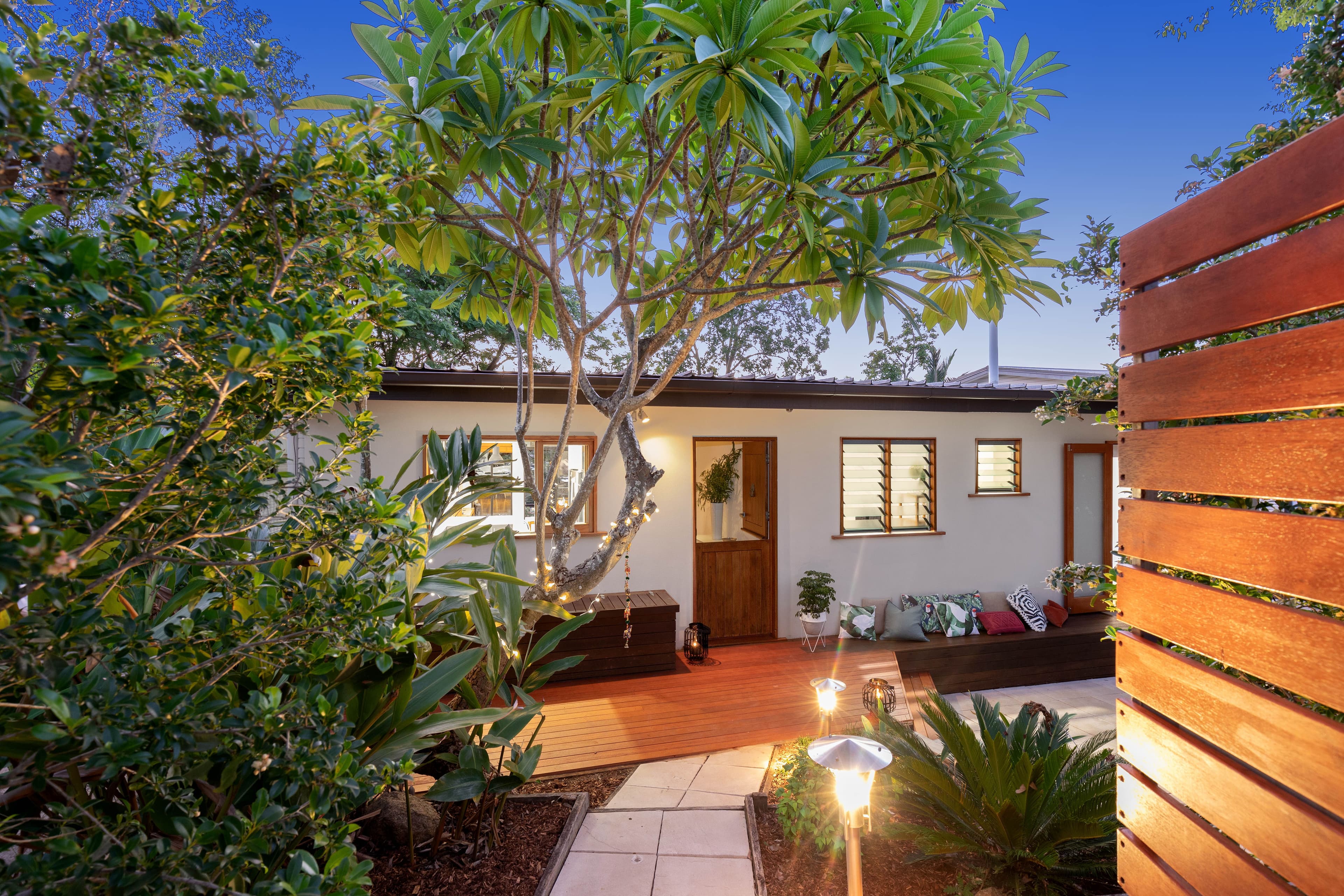 9 Osberg Street, The Gap QLD 4061, The Gap - Thumbnail 2