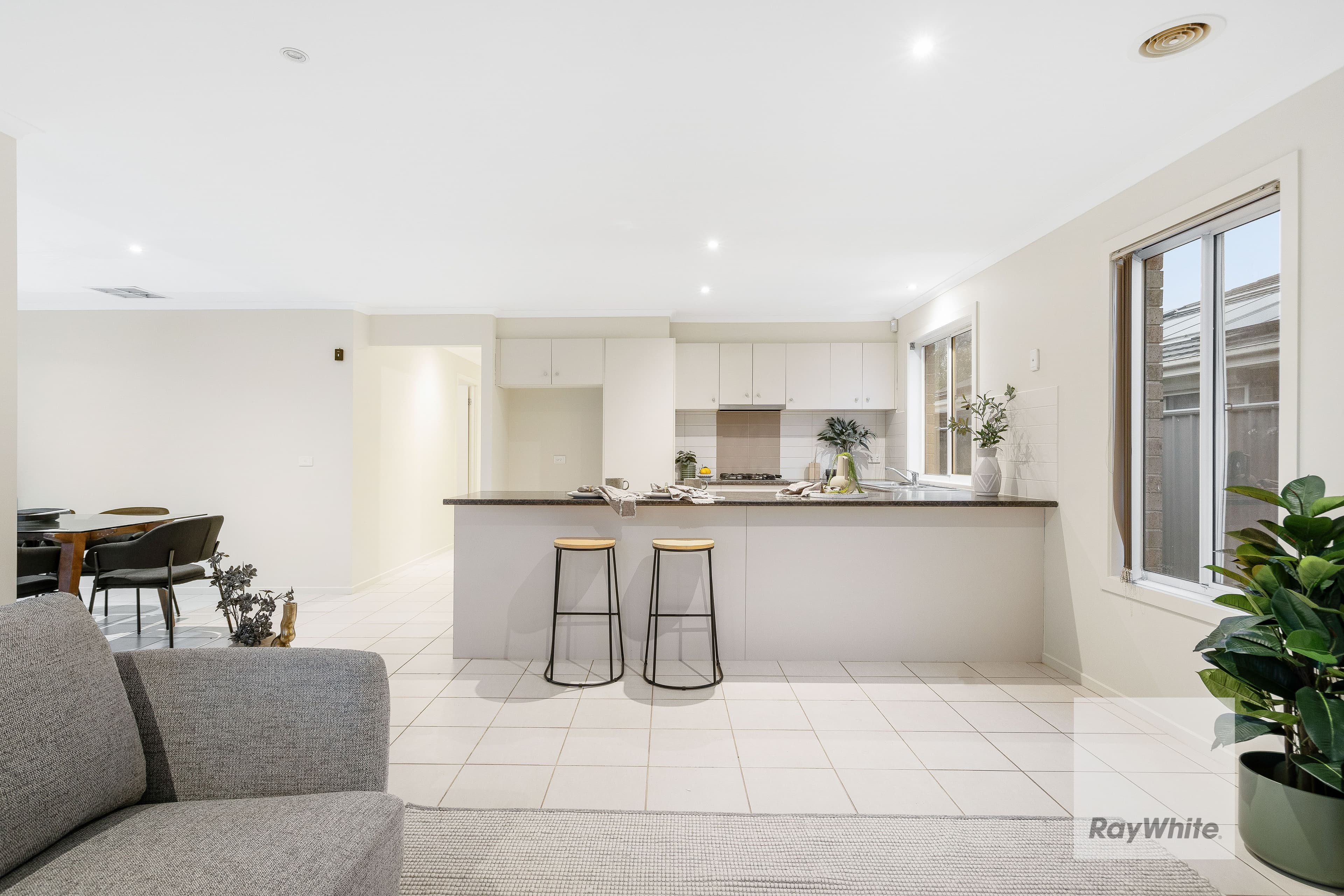 92 Hatchlands Drive, Deer Park VIC 3023, Deer Park - Thumbnail 4