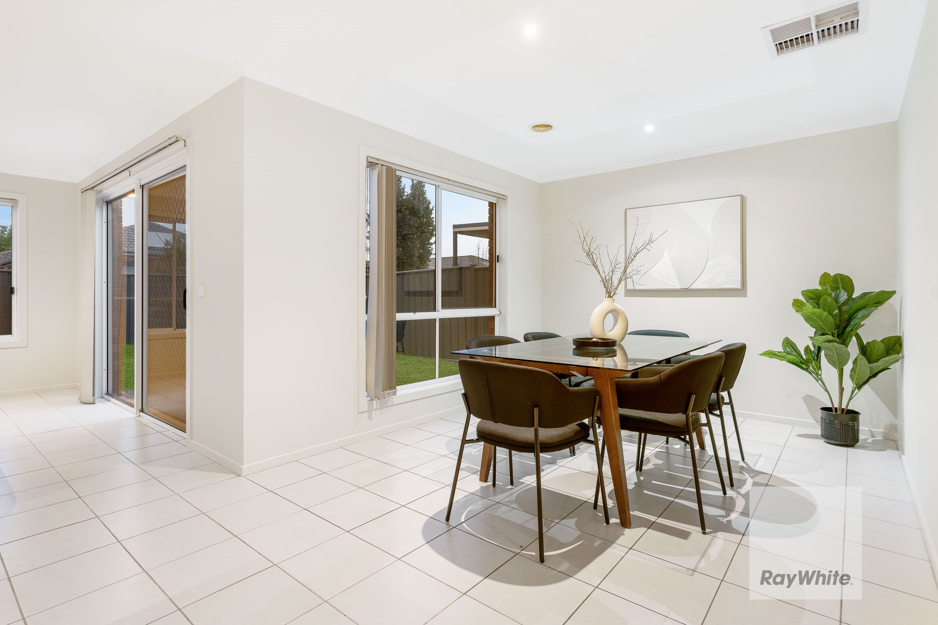 92 Hatchlands Drive, Deer Park VIC 3023, Deer Park - Thumbnail 5