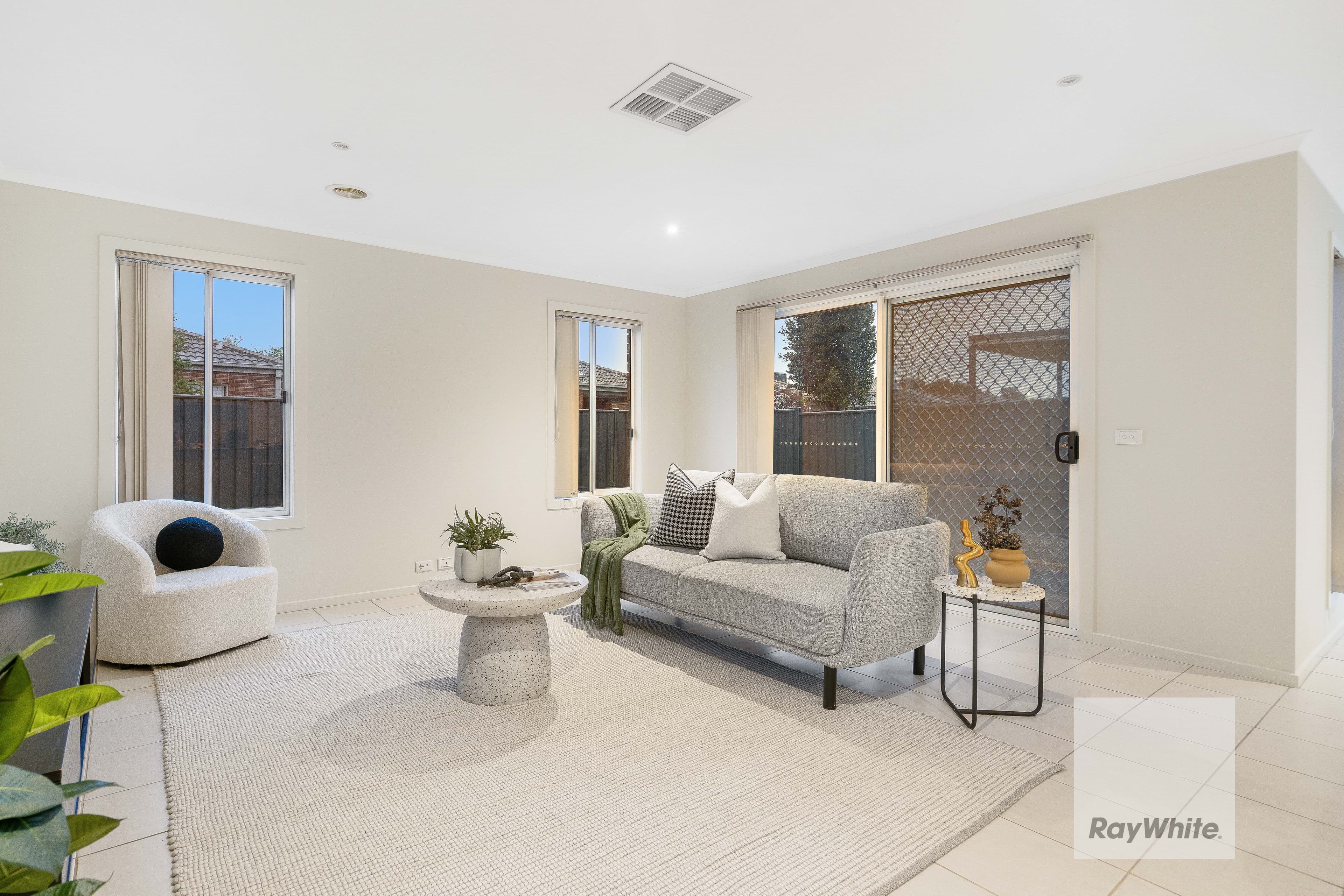 92 Hatchlands Drive, Deer Park VIC 3023, Deer Park - Thumbnail 7