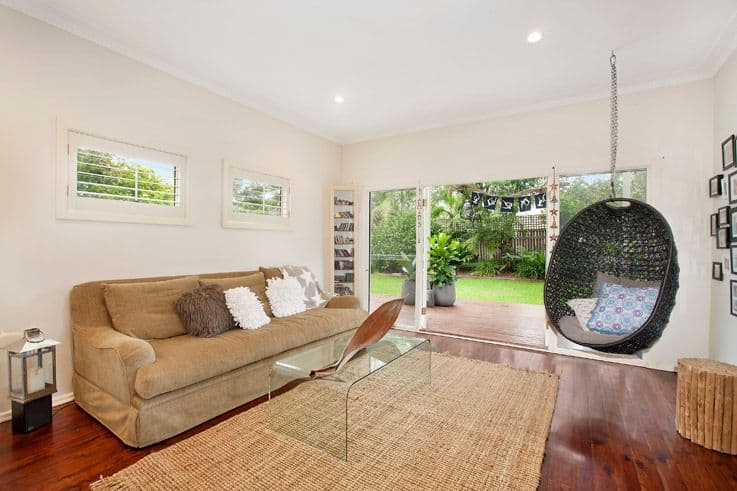 10 Lillie Street, NORTH CURL CURL NSW 2099, North Curl Curl - Image 1