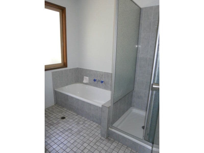 5 Buttler Street, BELLBIRD PARK QLD 4300, Bellbird Park - Thumbnail 8