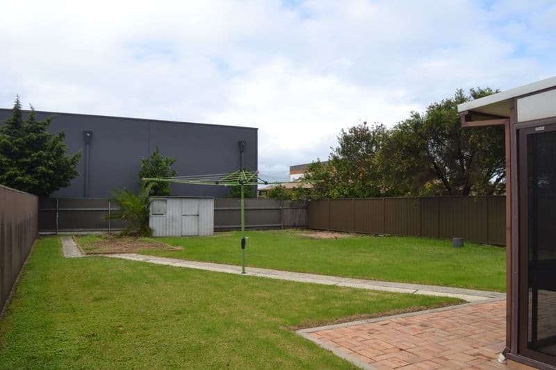 5 Antrim Avenue, WARILLA NSW 2528, Warilla - Thumbnail 5