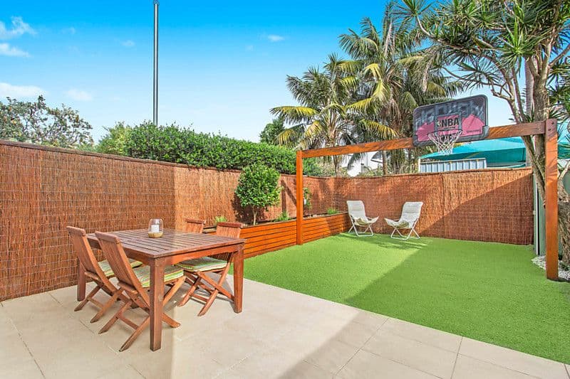 75 Hastings Parade, NORTH BONDI NSW 2026, North Bondi - Thumbnail 2