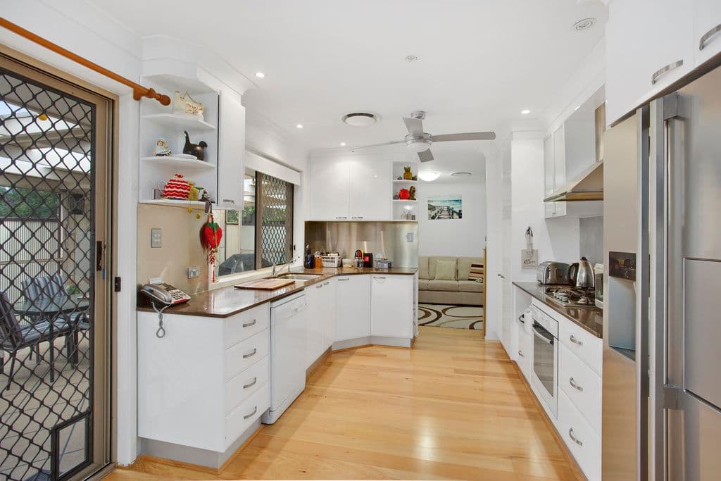 5 Warriewood Place, Robina QLD 4226, Robina - Thumbnail 2