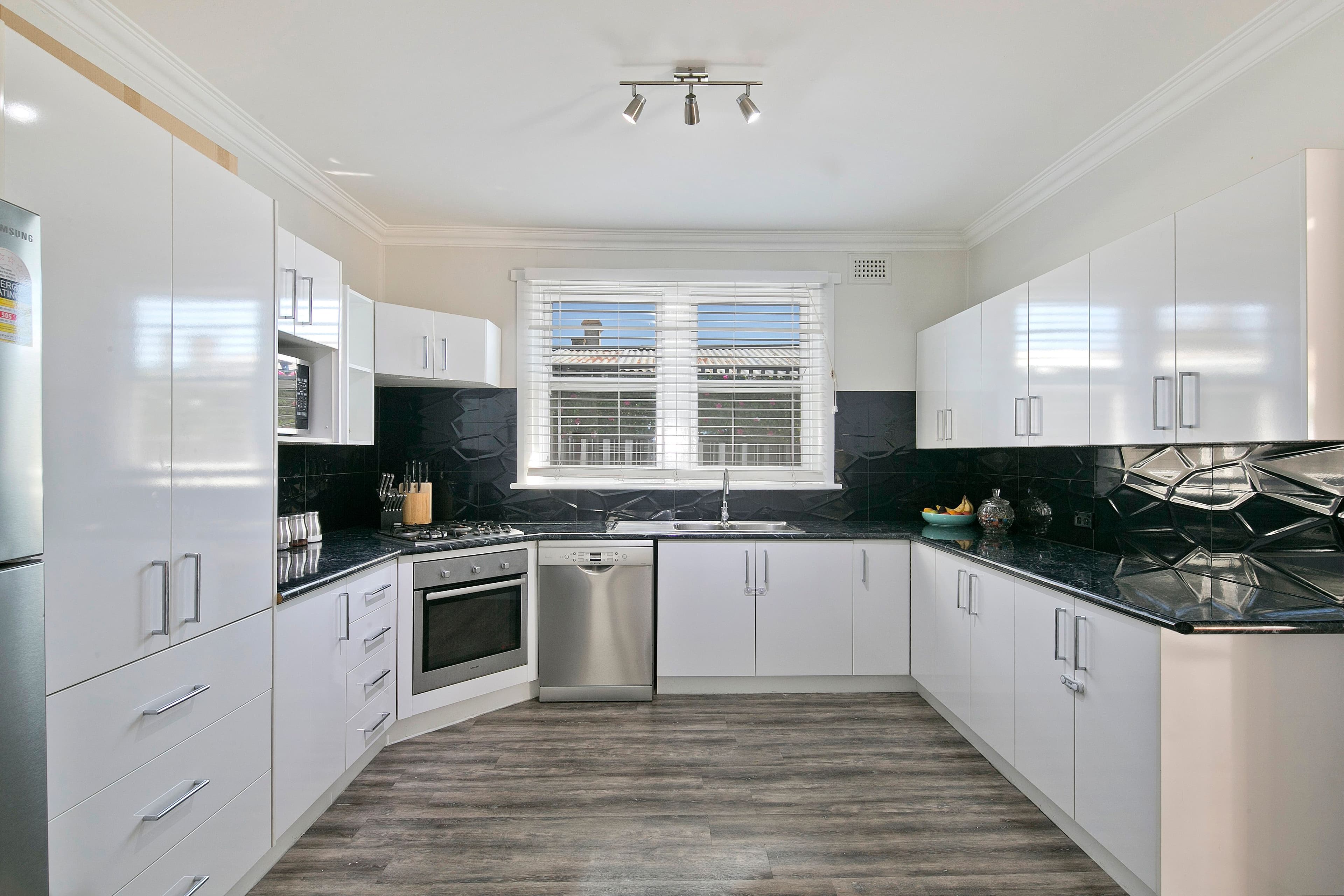 23 Ruby Street, Goulburn - Thumbnail 3