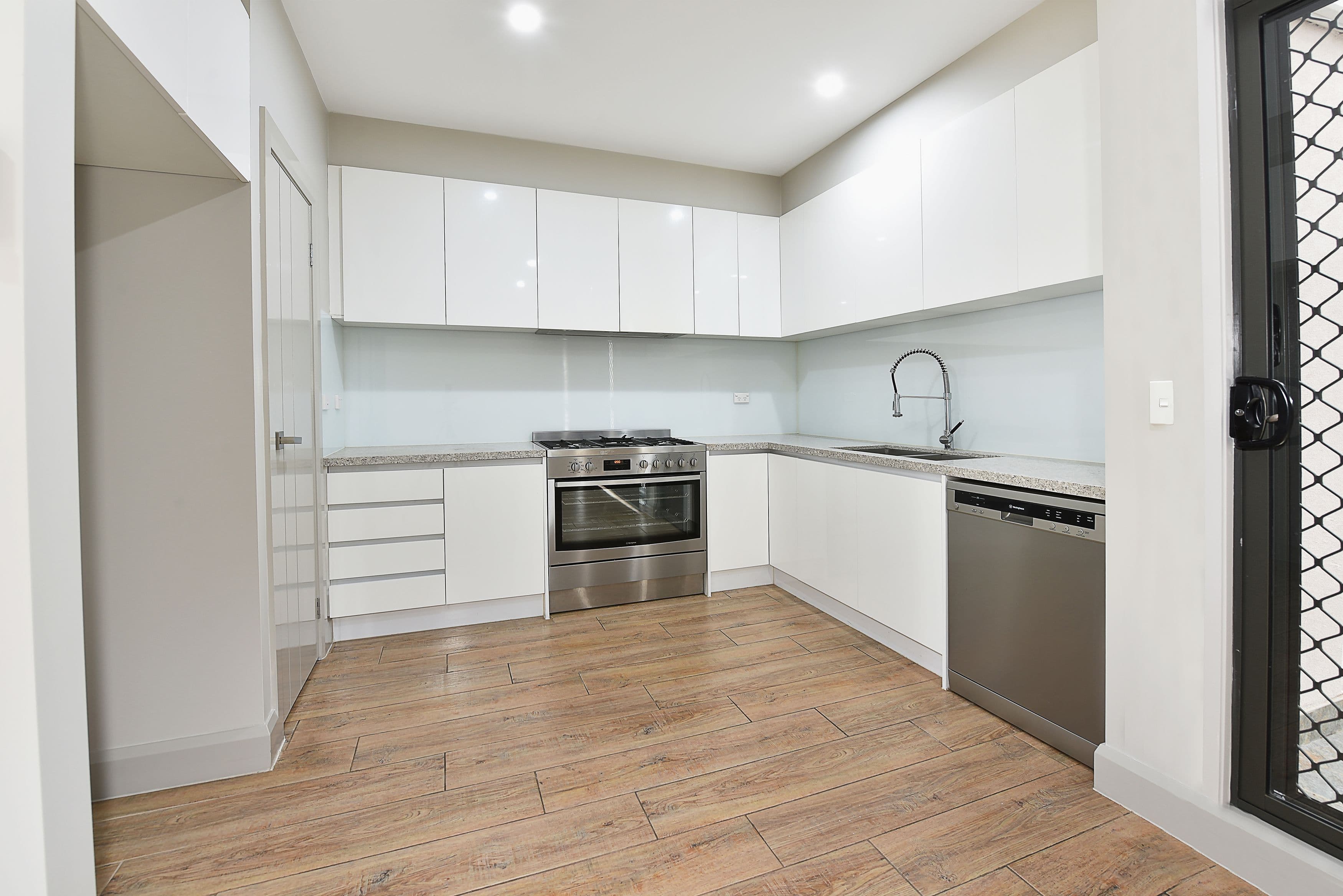 2C Queen Street, Coburg VIC 3058, Coburg - Thumbnail 3