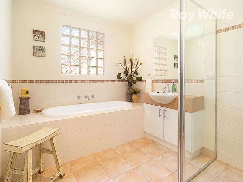 8 Montclair Avenue, WODONGA VIC 3690, West Wodonga - Thumbnail 3